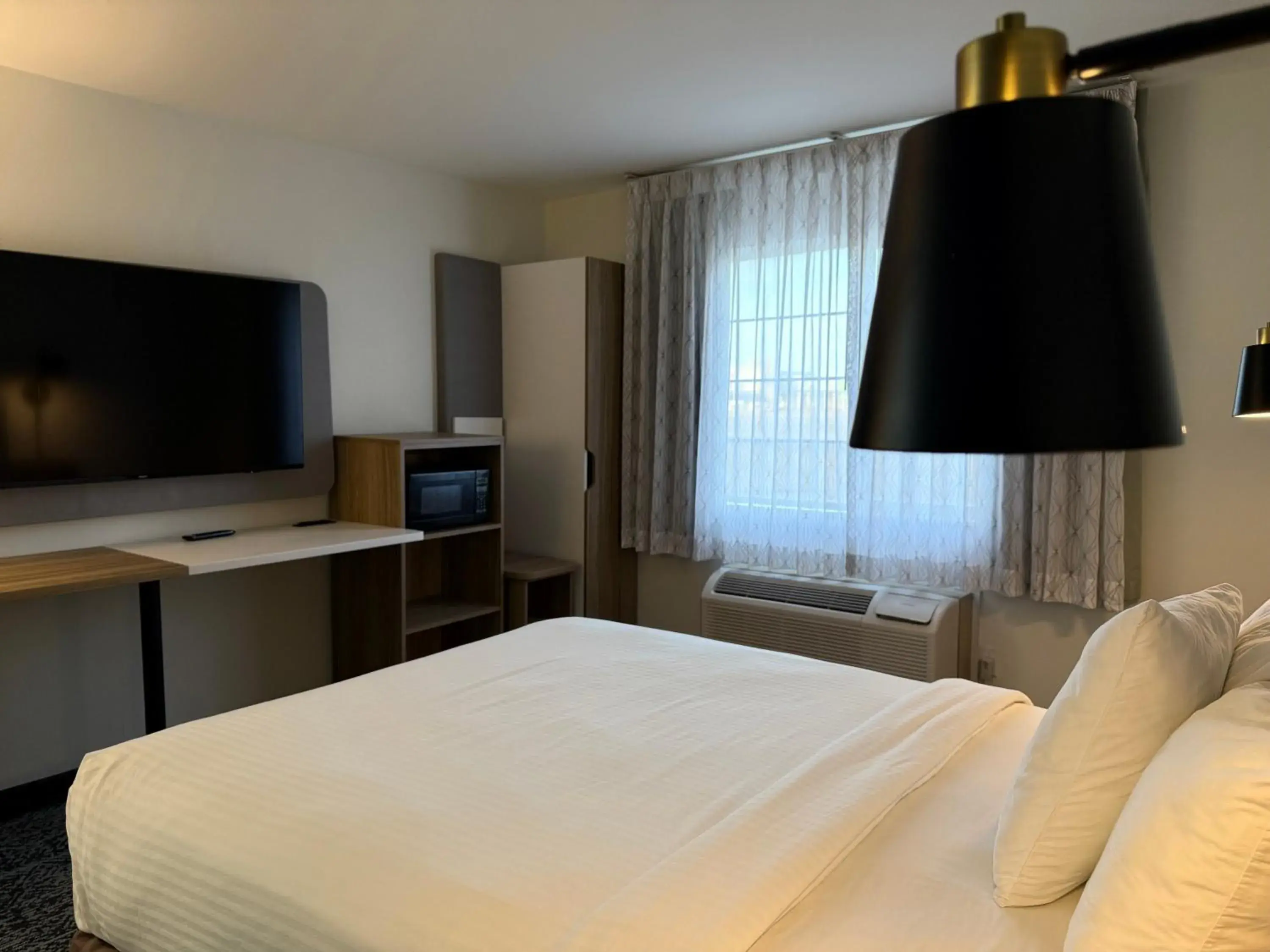 Bedroom, Bed in Super 8 by Wyndham Verona/Madison Bedroom, Bed in Super 8 by Wyndham Verona/Madison