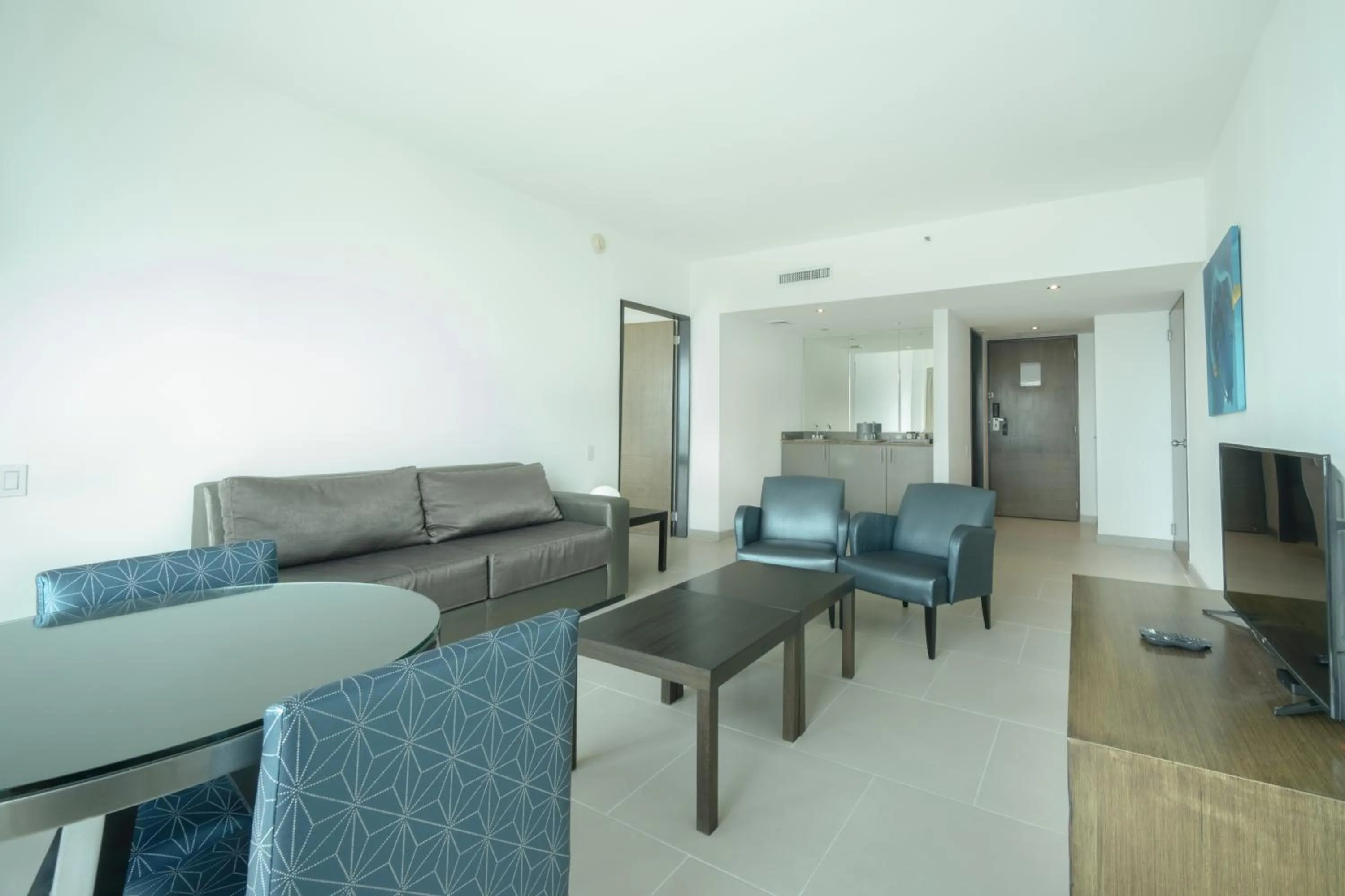 Living room in Decapolis Hotel Panama City