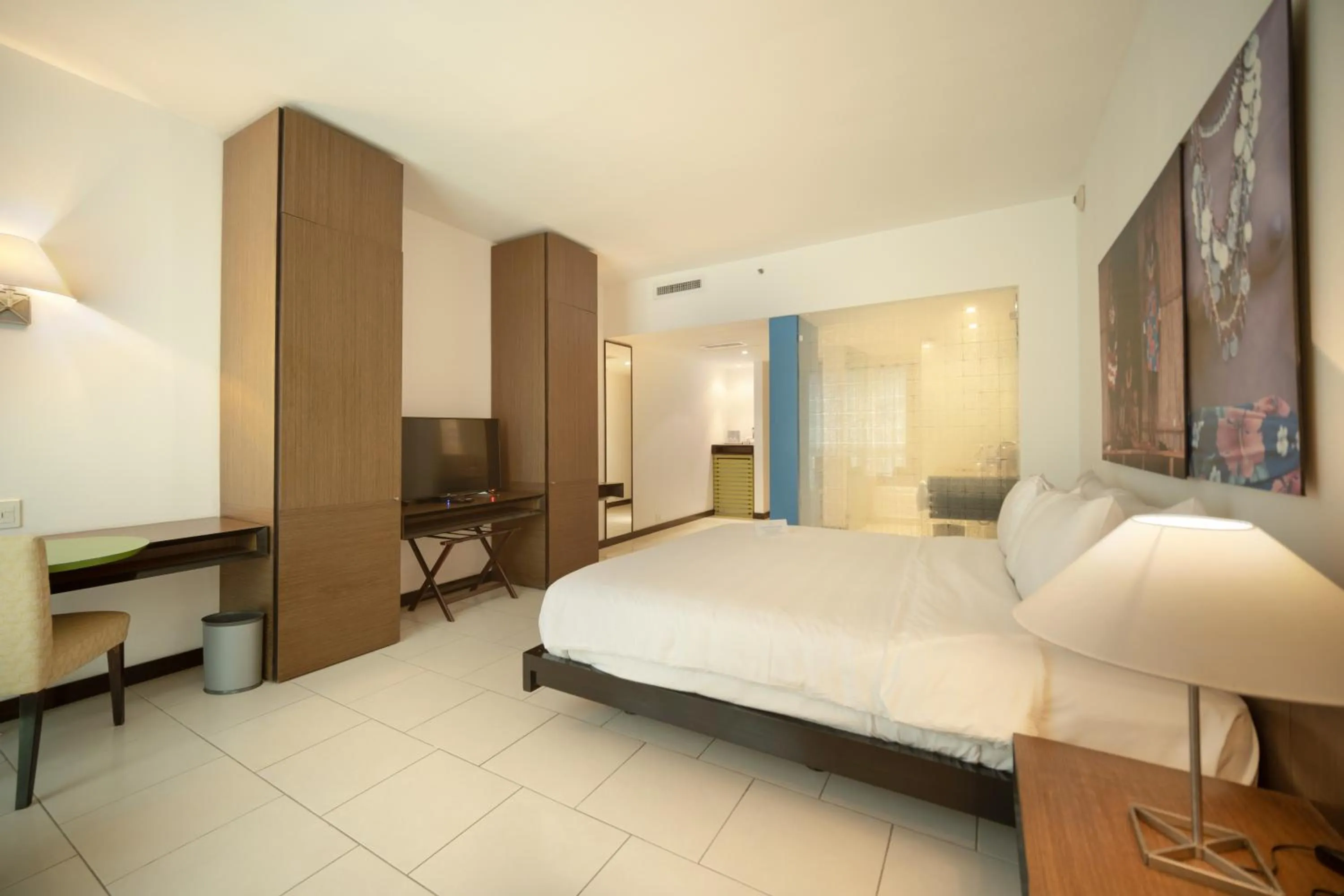 Bed in Decapolis Hotel Panama City