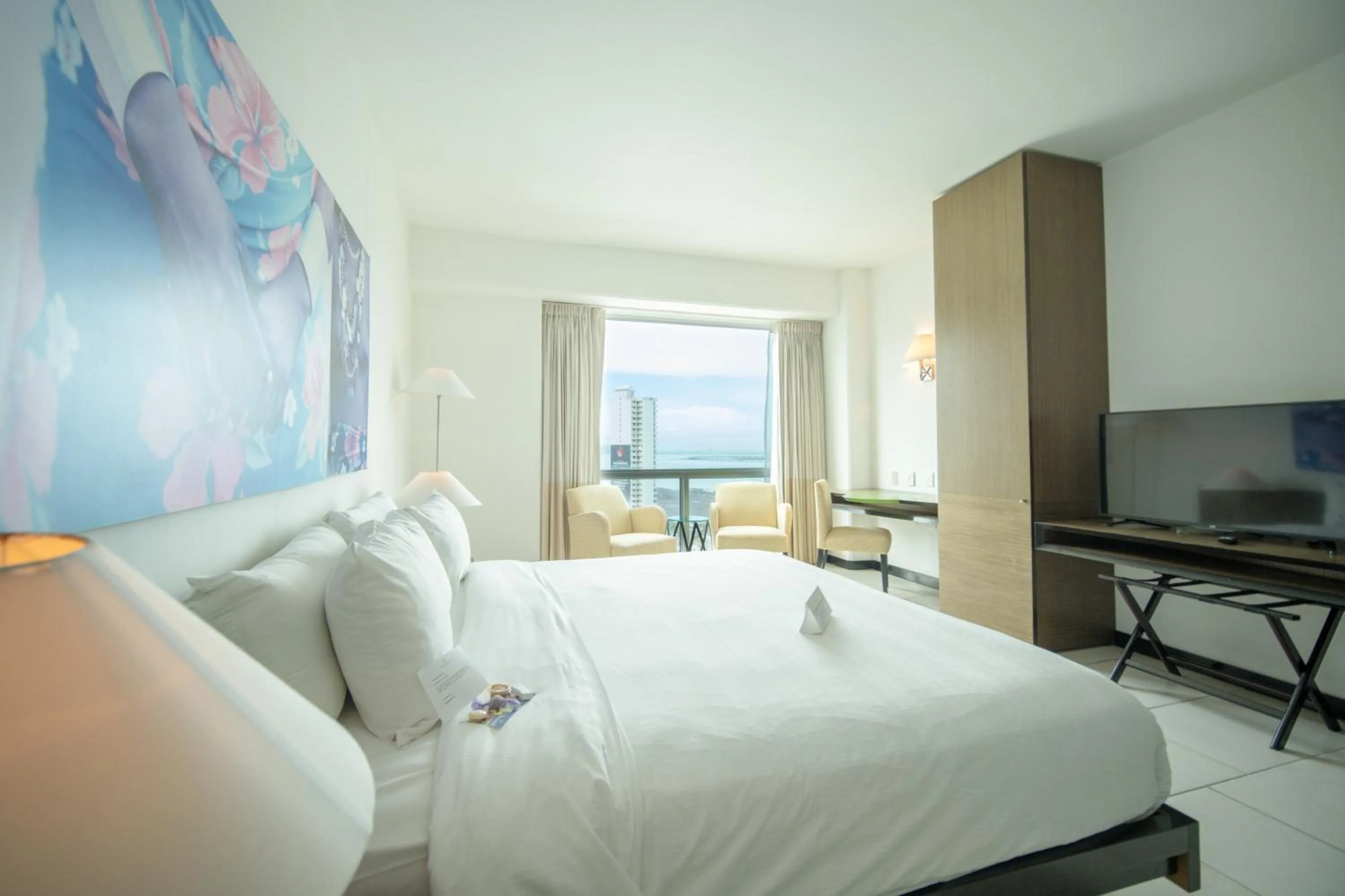 Bedroom, Bed in Decapolis Hotel Panama City