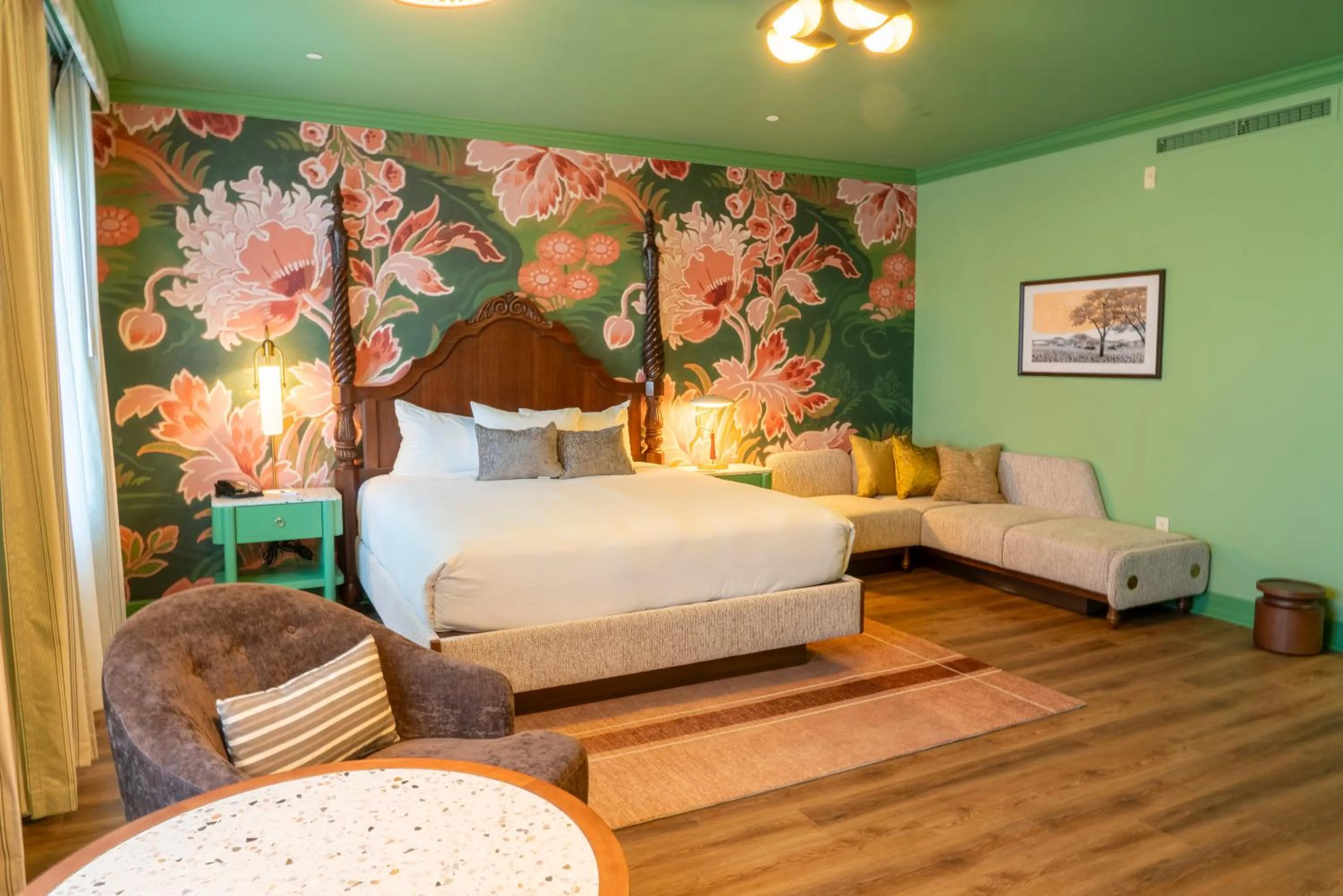 Bed in Carlton Hotel