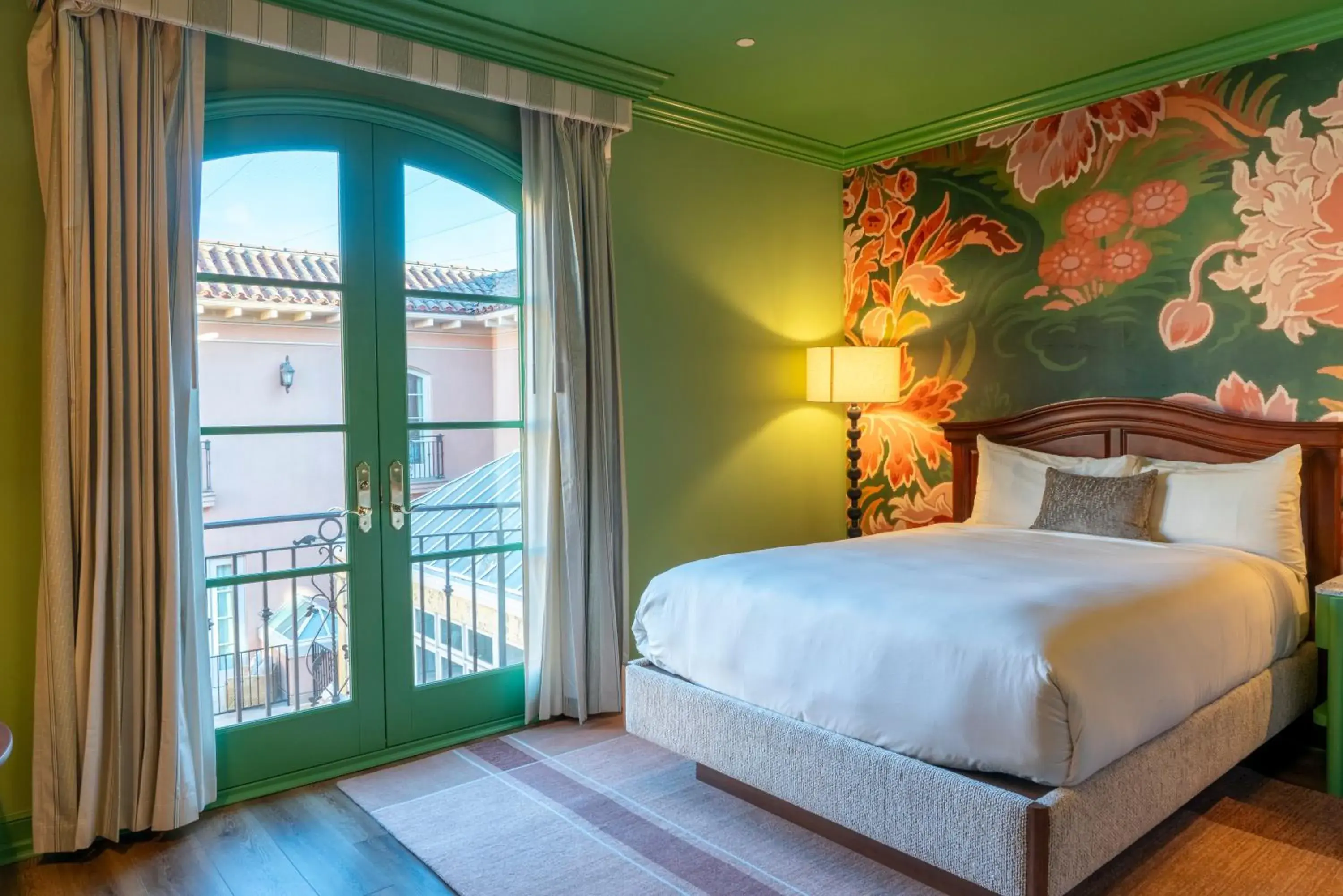 Bed in Carlton Hotel Bed in Carlton Hotel