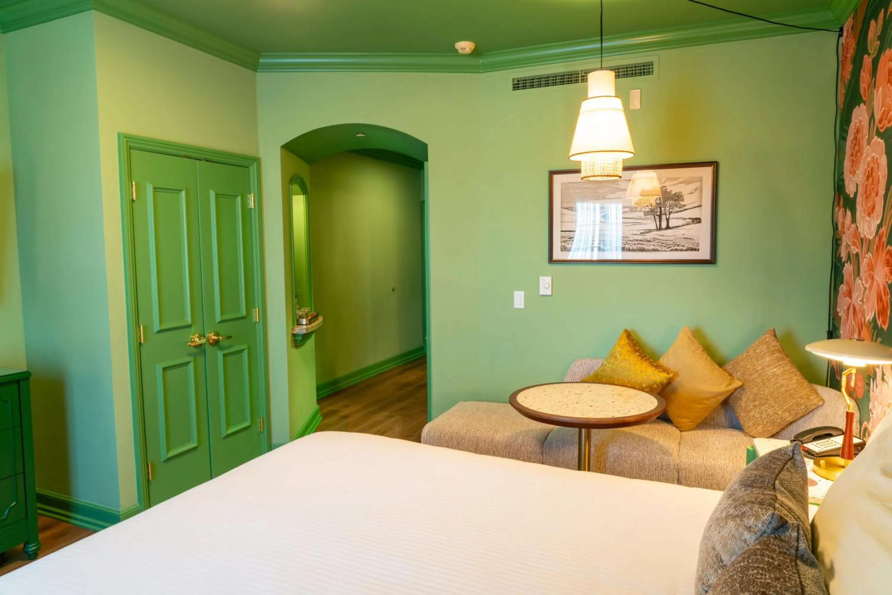 Bed in Carlton Hotel