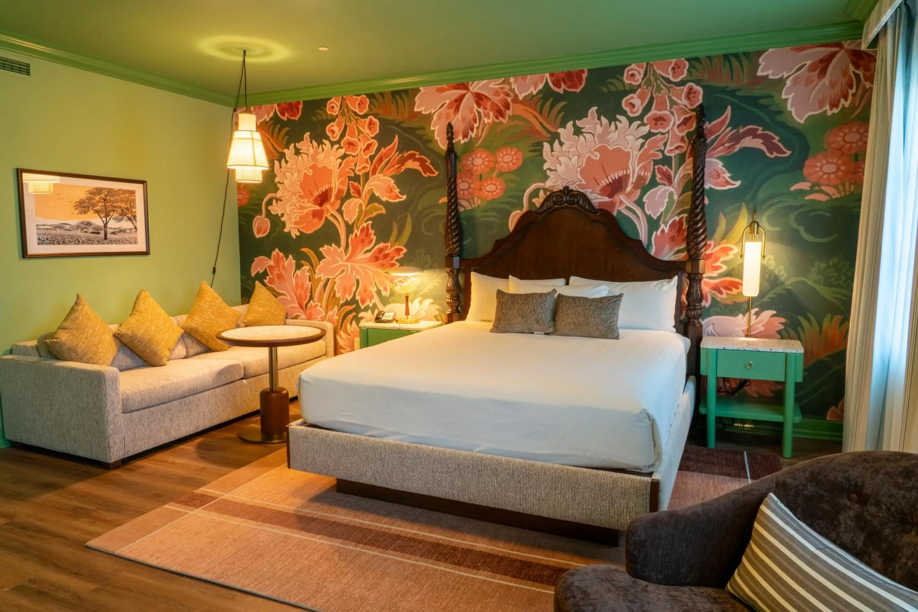 Bed in Carlton Hotel