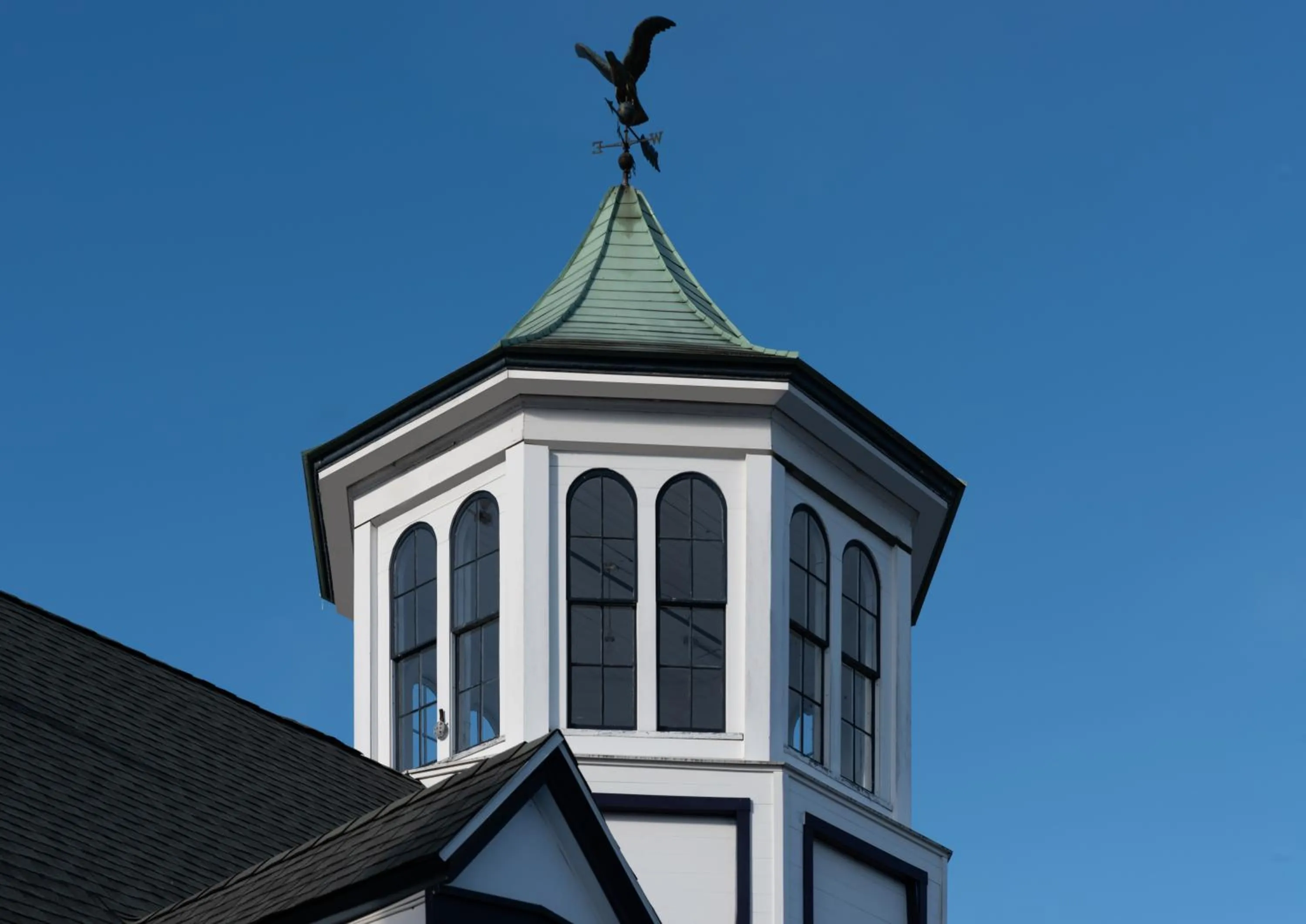 Property building in Thayers Inn