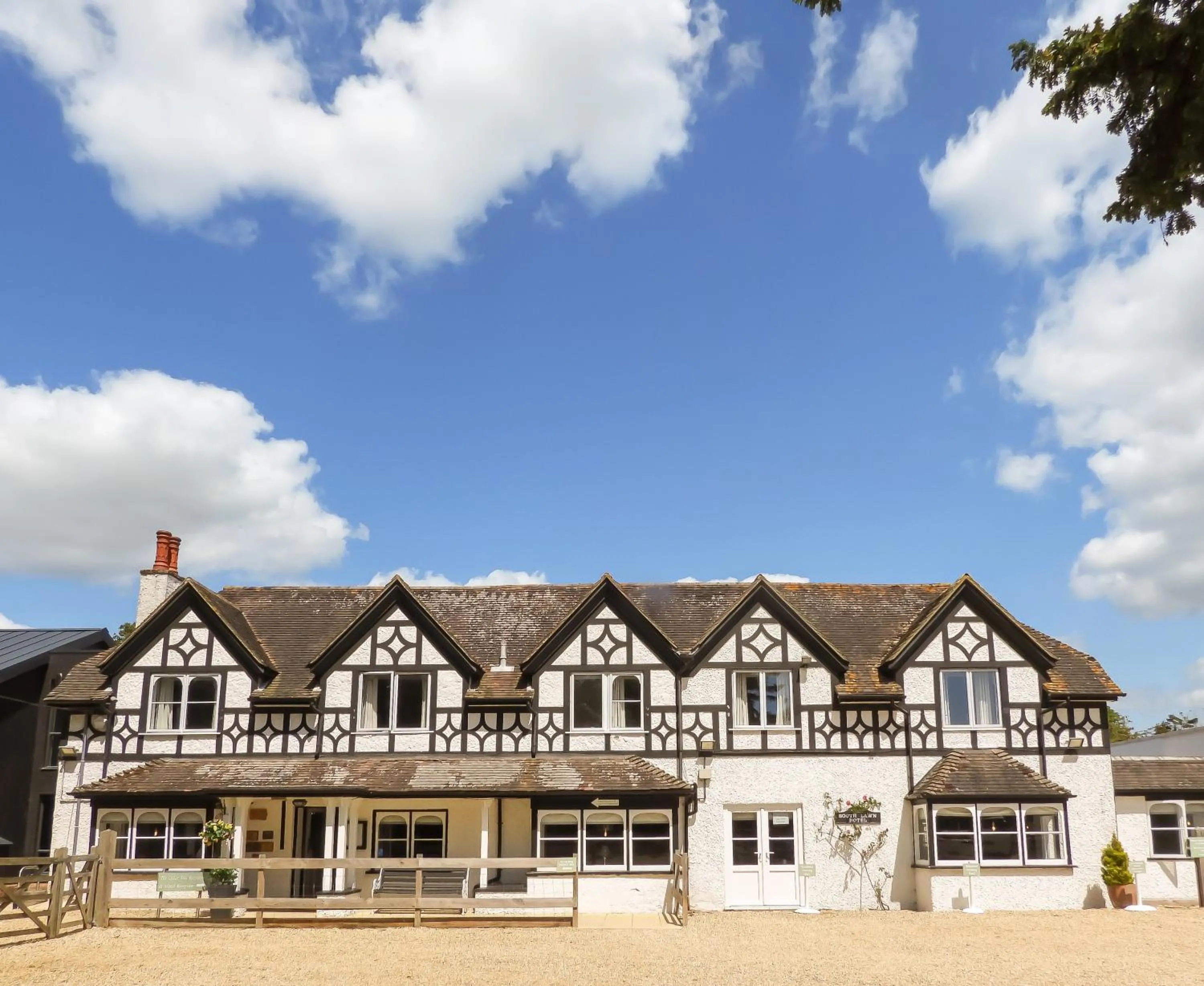 Property building in South Lawn Hotel