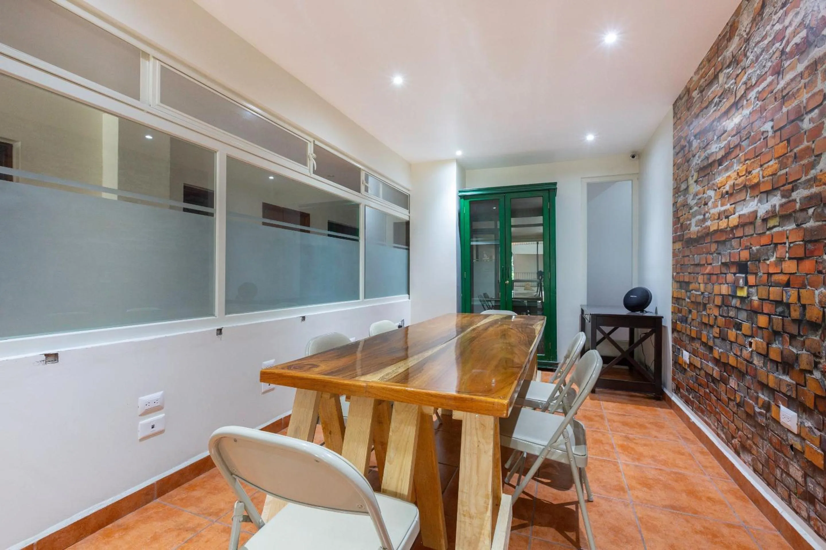 Business facilities in Capital O Oaxaca Guest Hotel