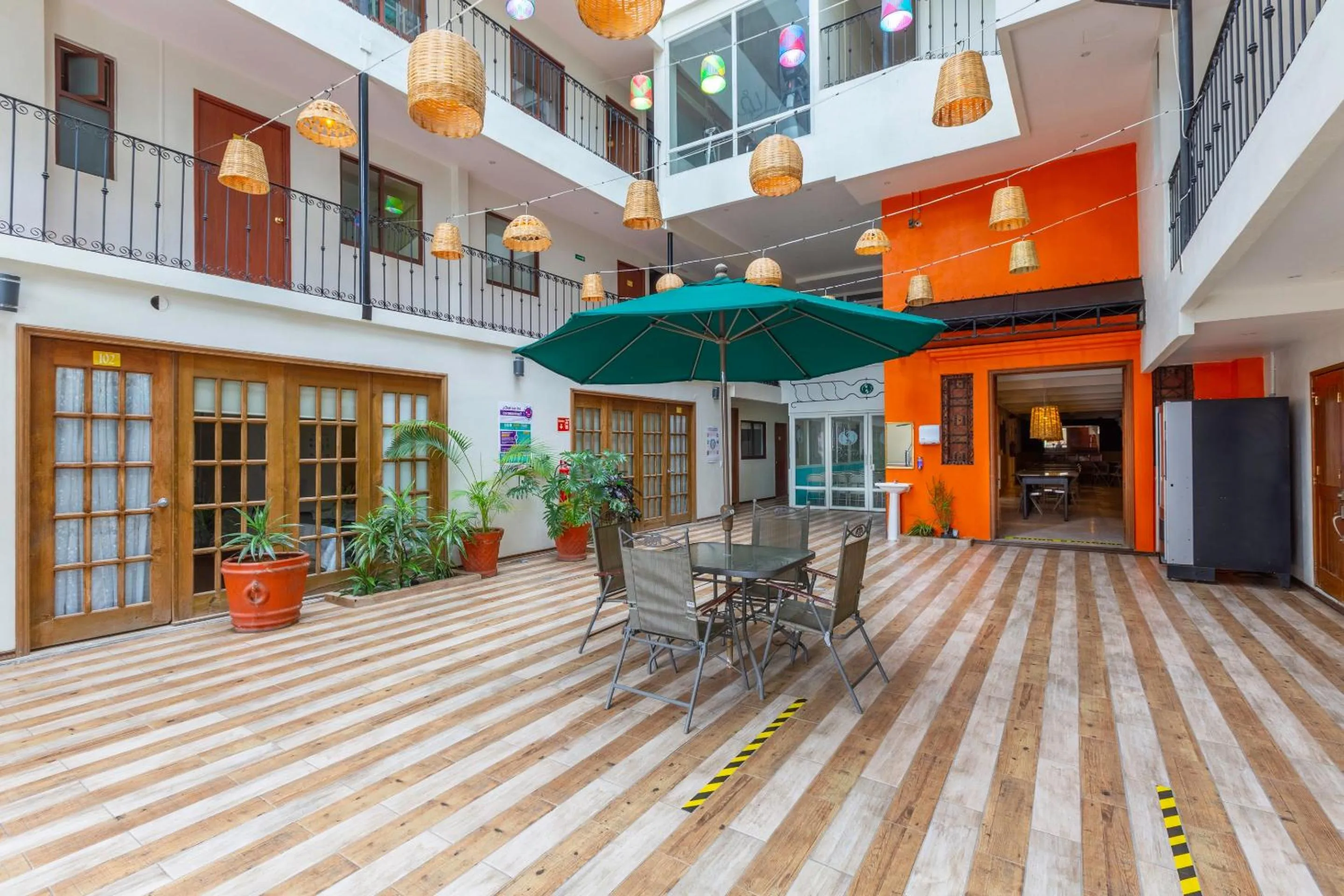 Garden in Capital O Oaxaca Guest Hotel