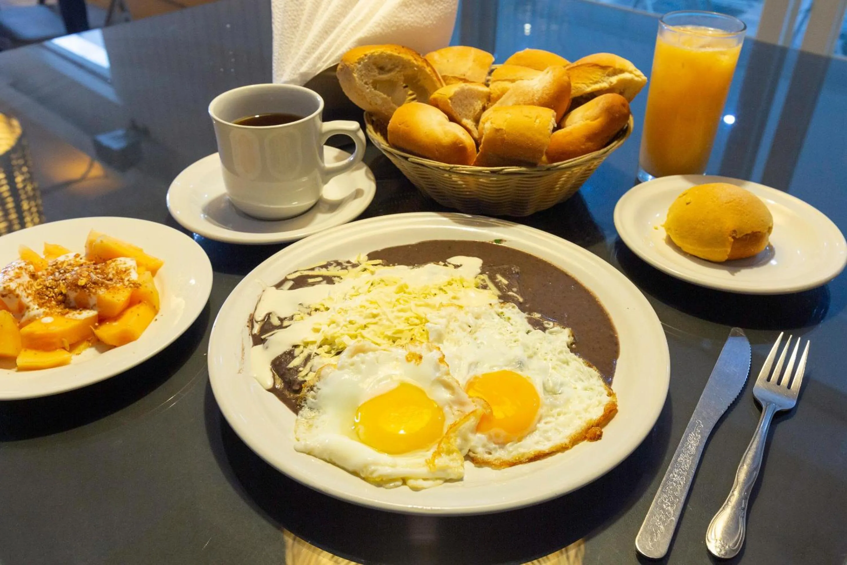 Food in Capital O Oaxaca Guest Hotel