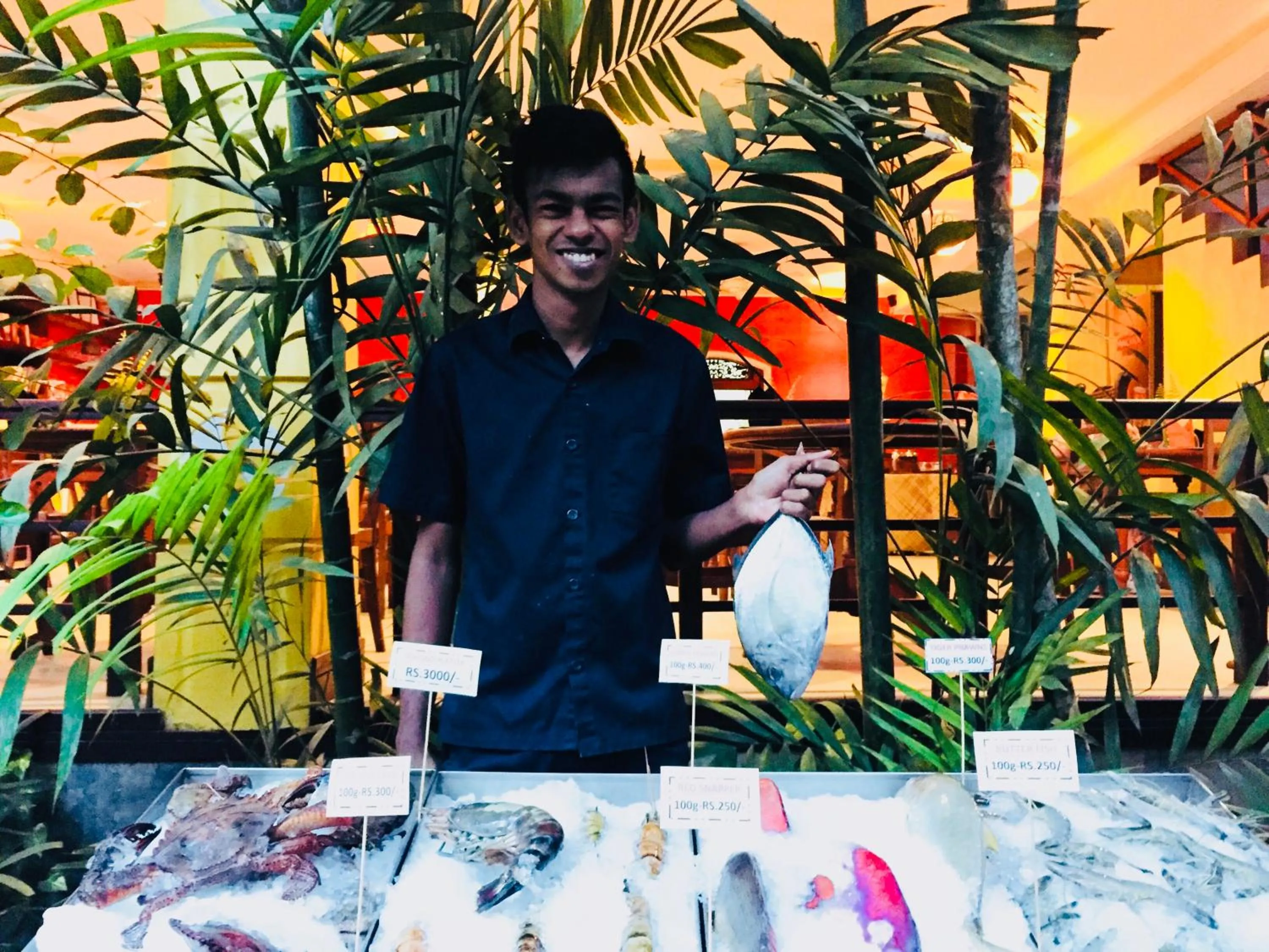 Meals in Thambapanni Retreat