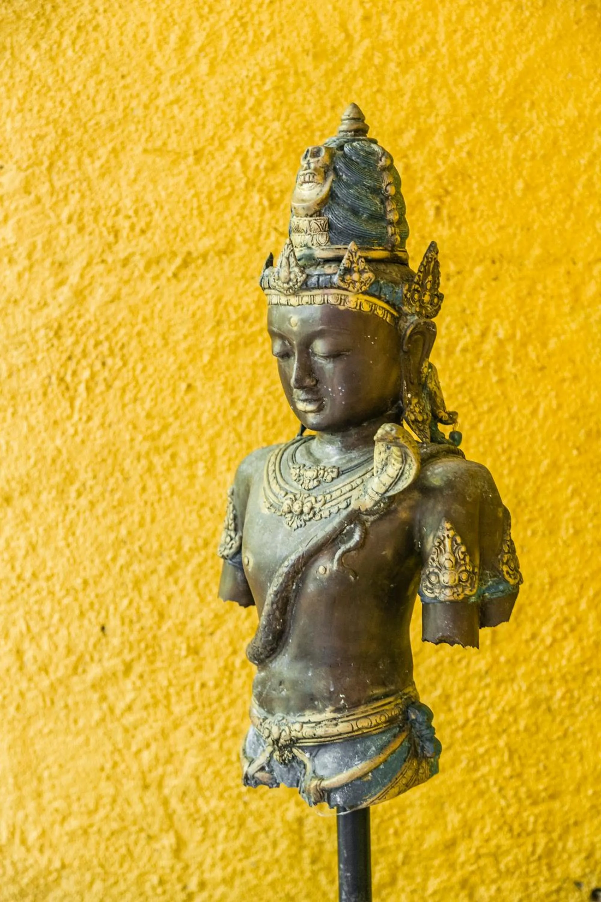 Decorative detail in Thambapanni Retreat