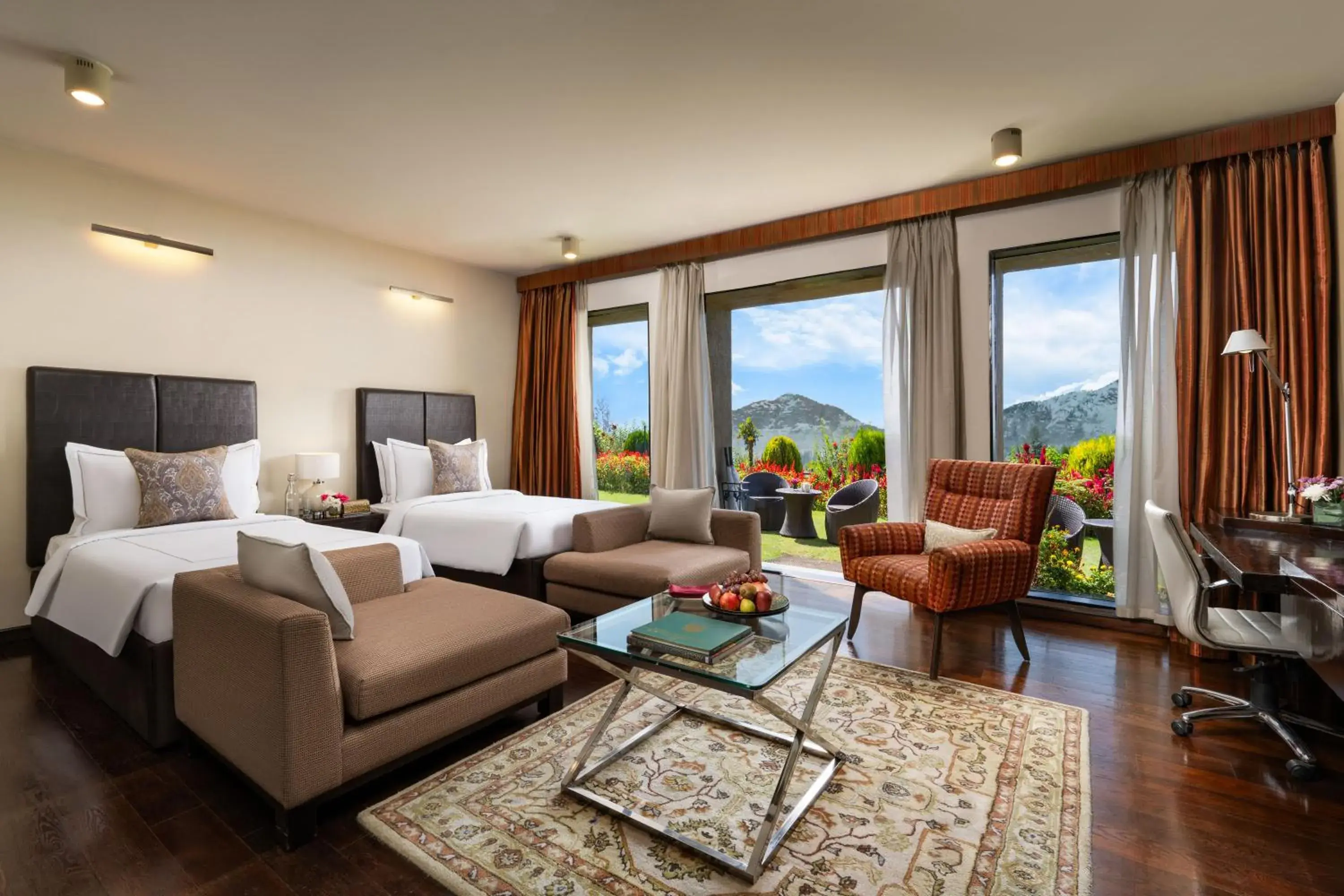 Superior Room Twin Bed in Taj Dal View Srinagar Superior Room Twin Bed in Taj Dal View Srinagar