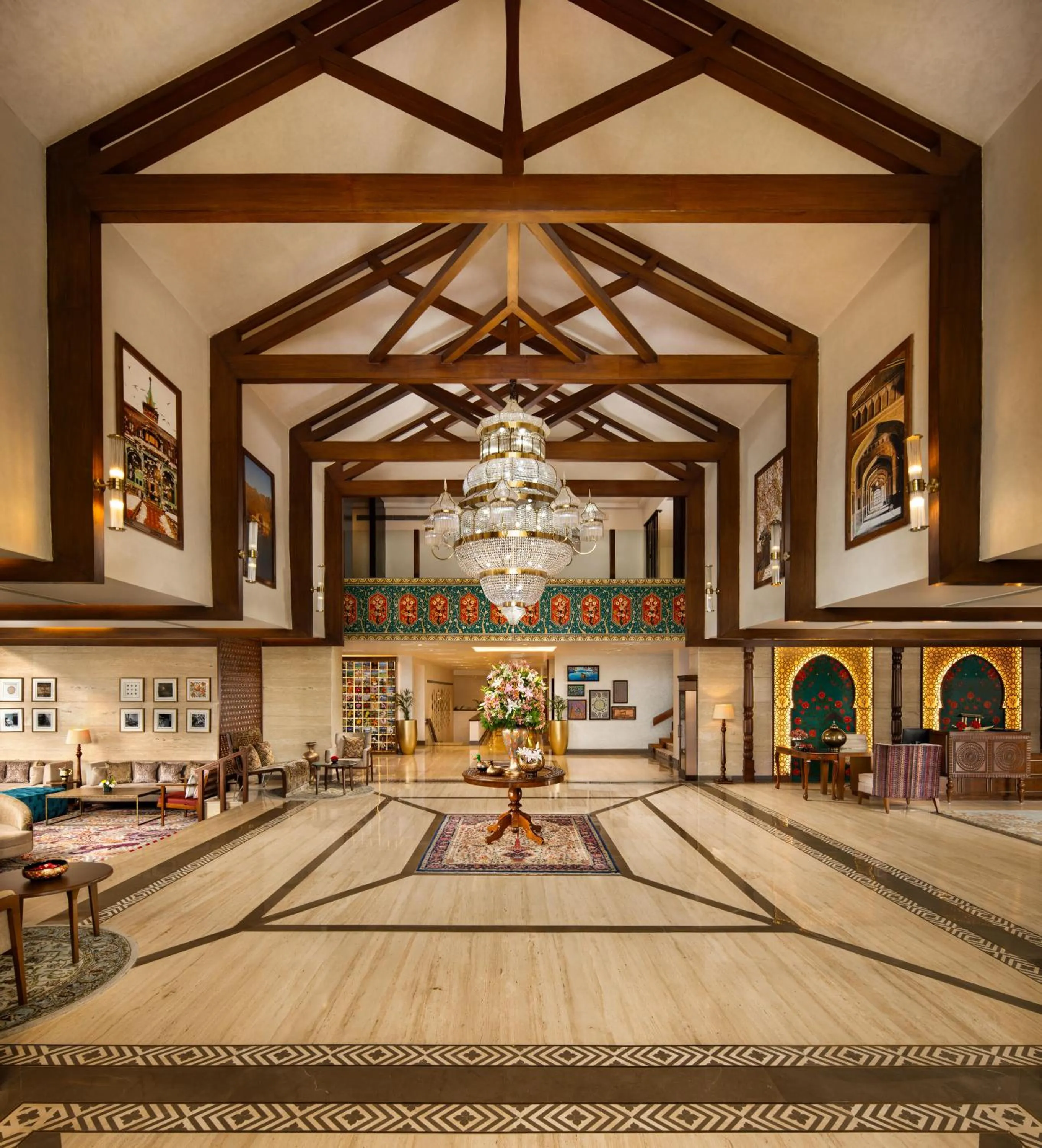 Lobby or reception in Taj Dal View Srinagar