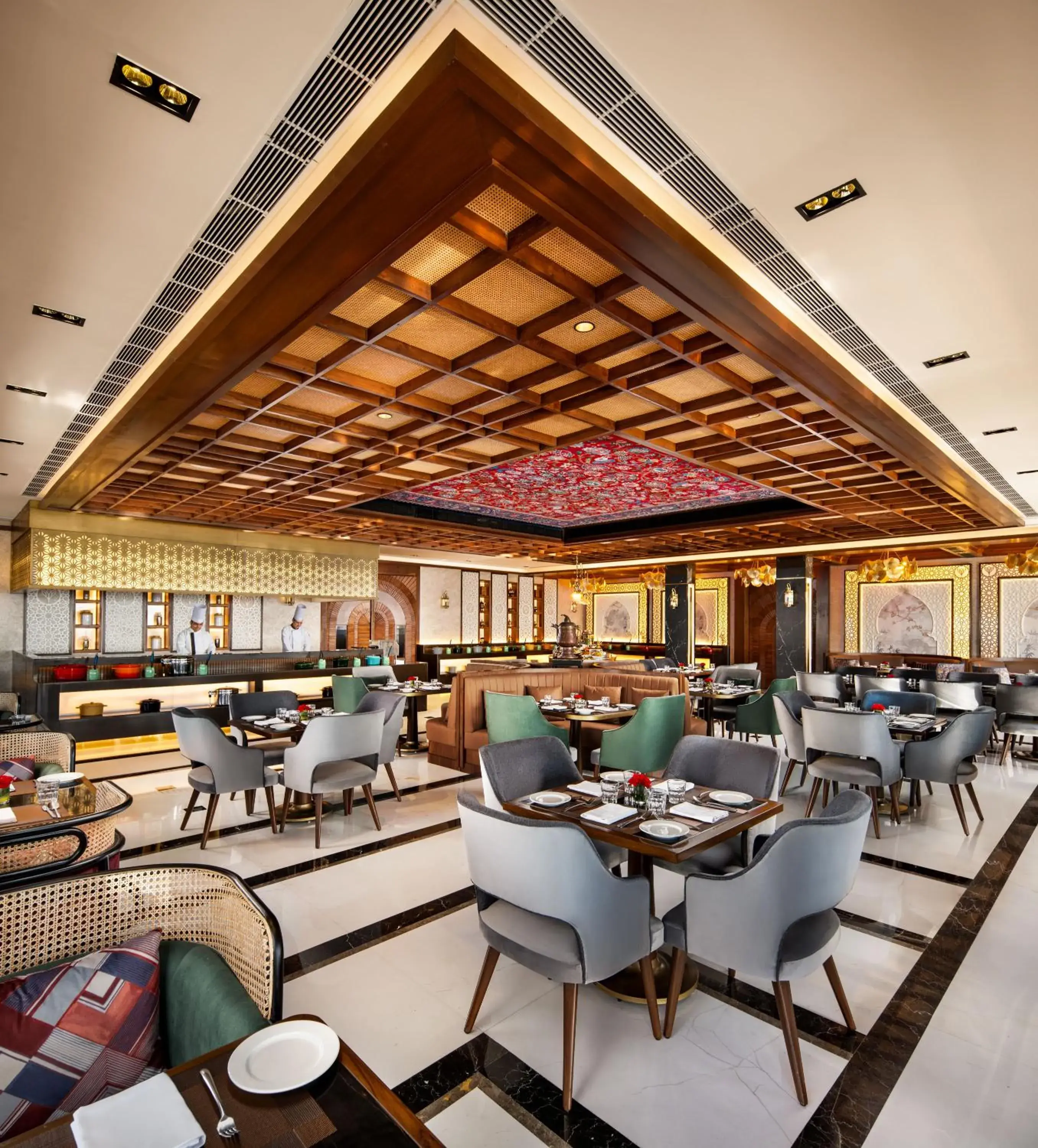 Restaurant/places to eat in Taj Dal View Srinagar Restaurant/places to eat in Taj Dal View Srinagar