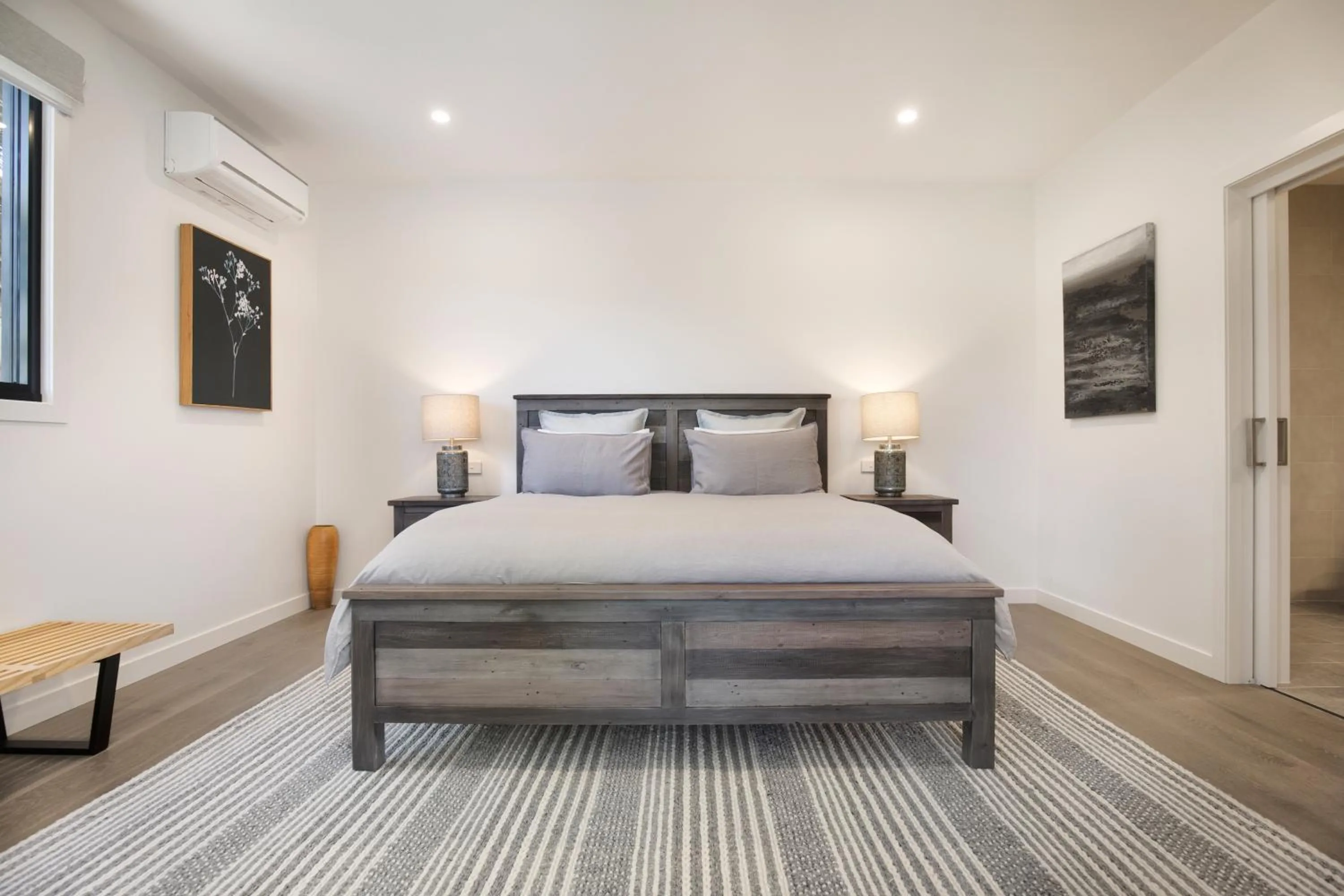 Photo of the whole room, Bed in Brooklands Apartments