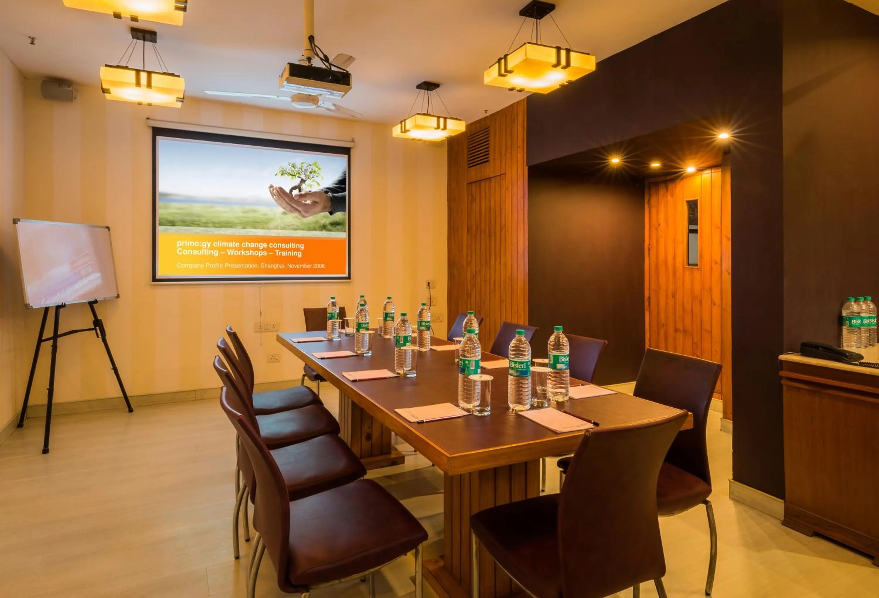 Meeting/conference room in Home@F37 Kailash Colony Metro