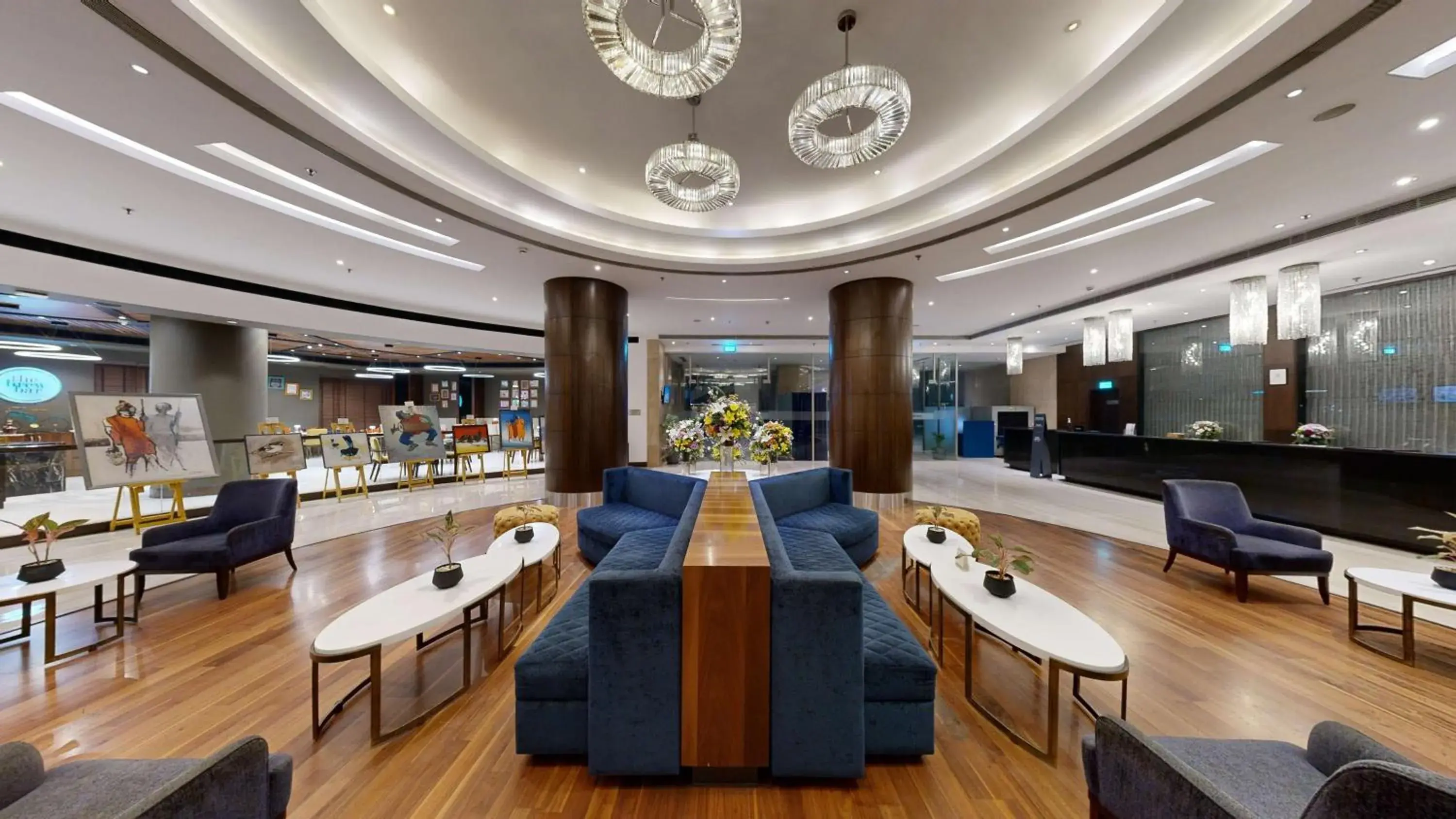 Lobby or reception in Radisson Gurugram Udyog Vihar Lobby or reception in Radisson Gurugram Udyog Vihar