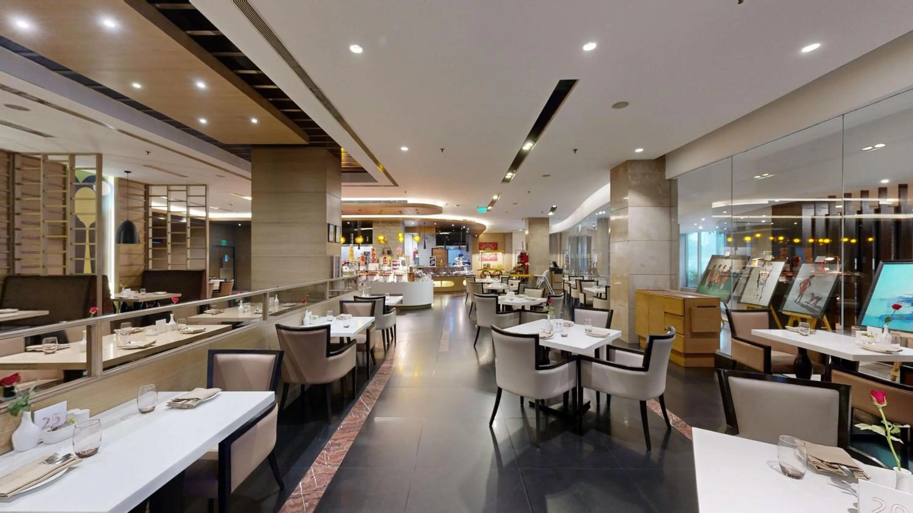 Restaurant/places to eat in Radisson Gurugram Udyog Vihar