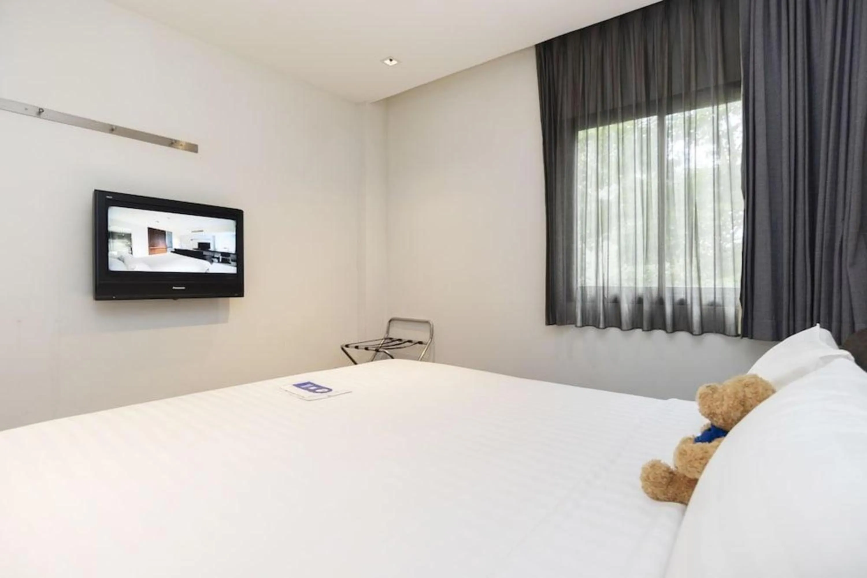 Bedroom, Bed in S33 Compact Sukhumvit Hotel
