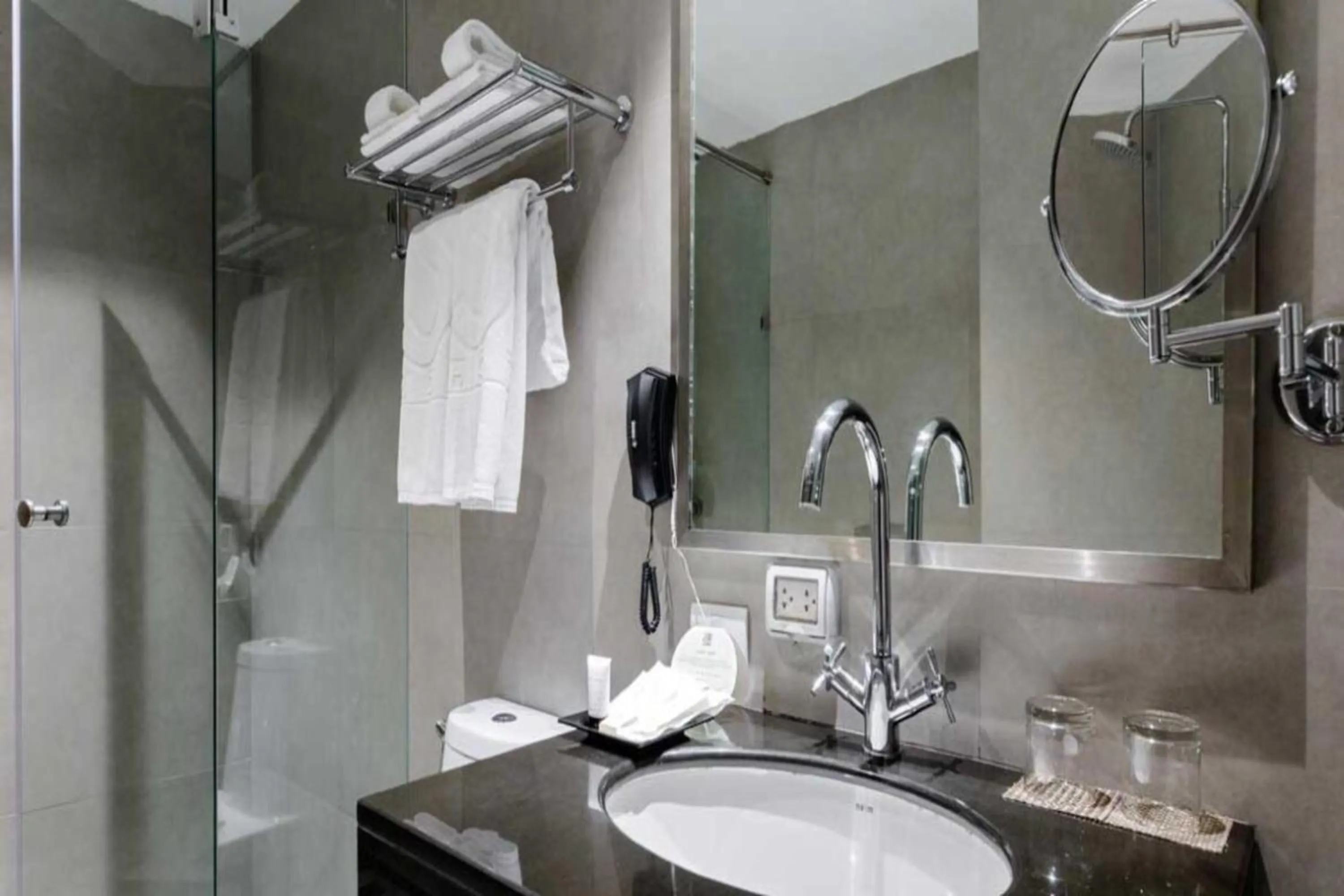 Bathroom in S33 Compact Sukhumvit Hotel