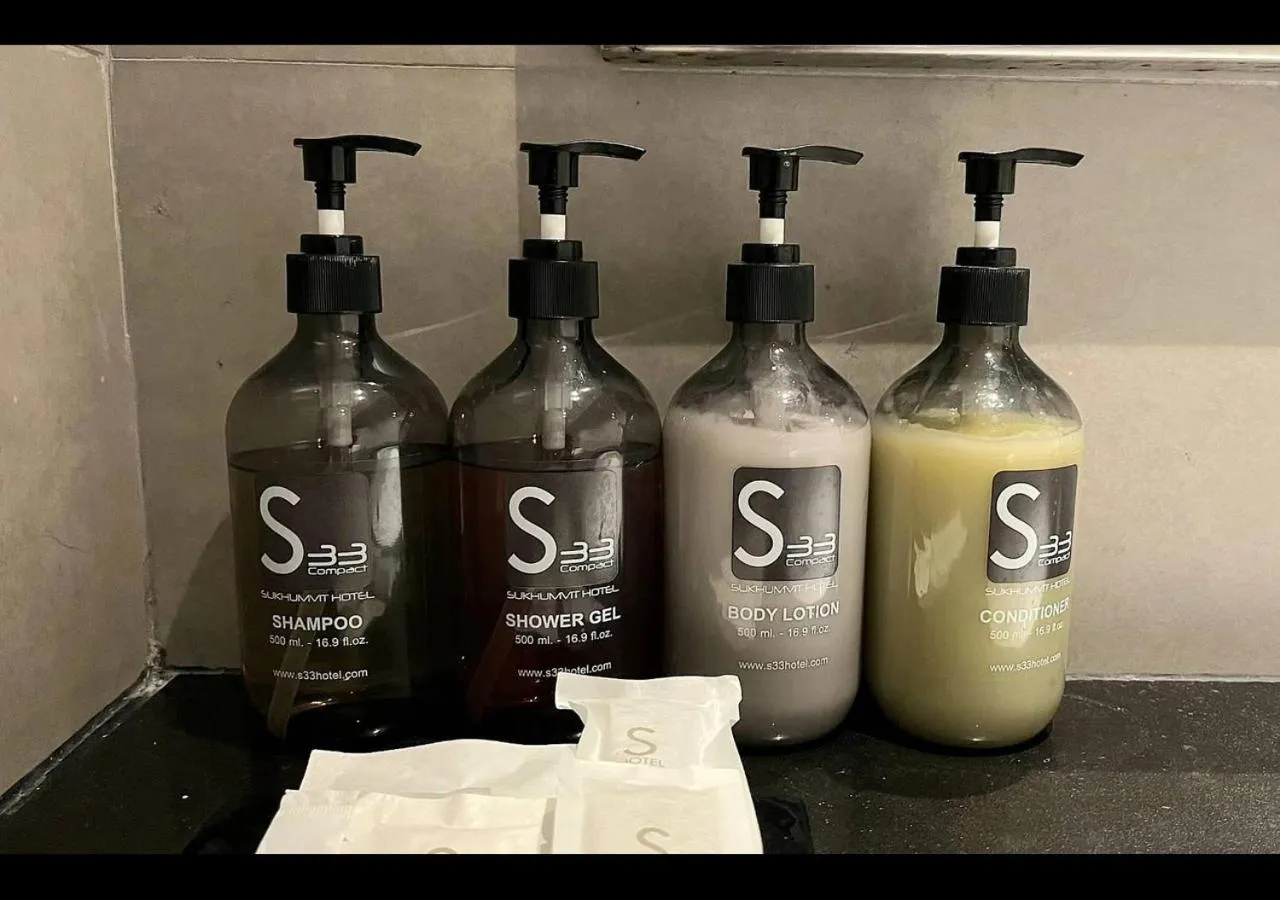 Bathroom in S33 Compact Sukhumvit Hotel