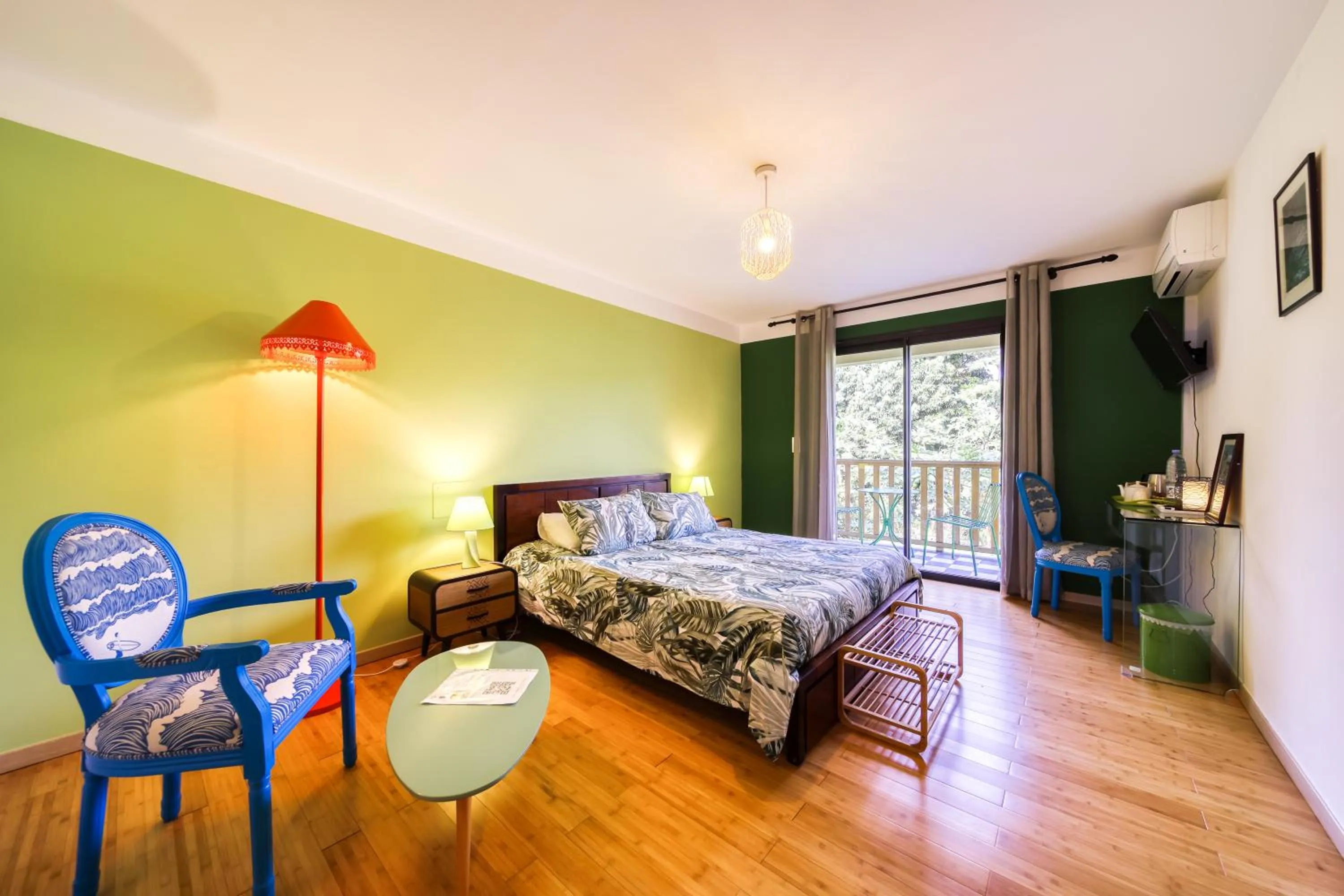 Photo of the whole room in Poivre et Citronnelle