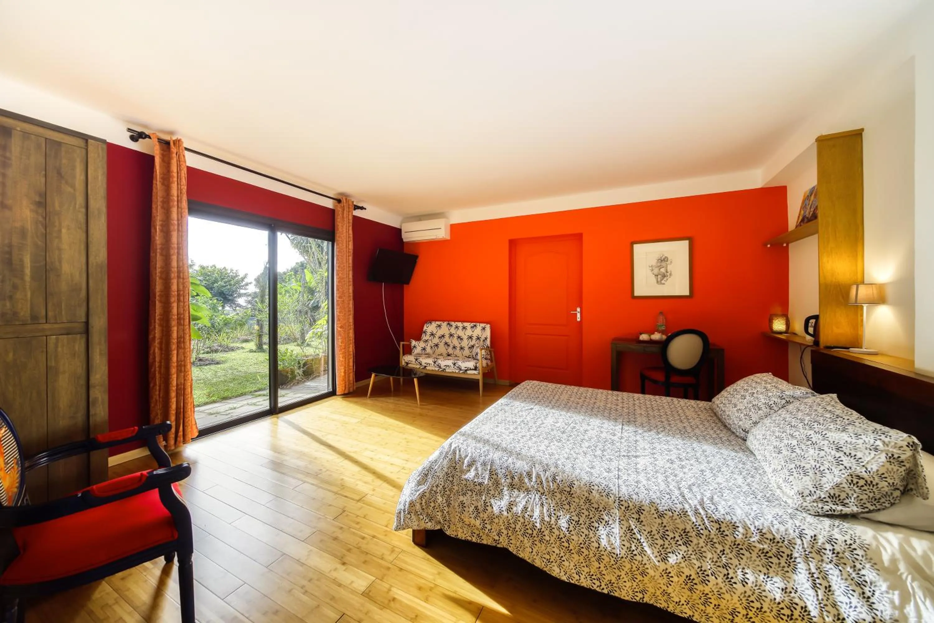 Photo of the whole room in Poivre et Citronnelle