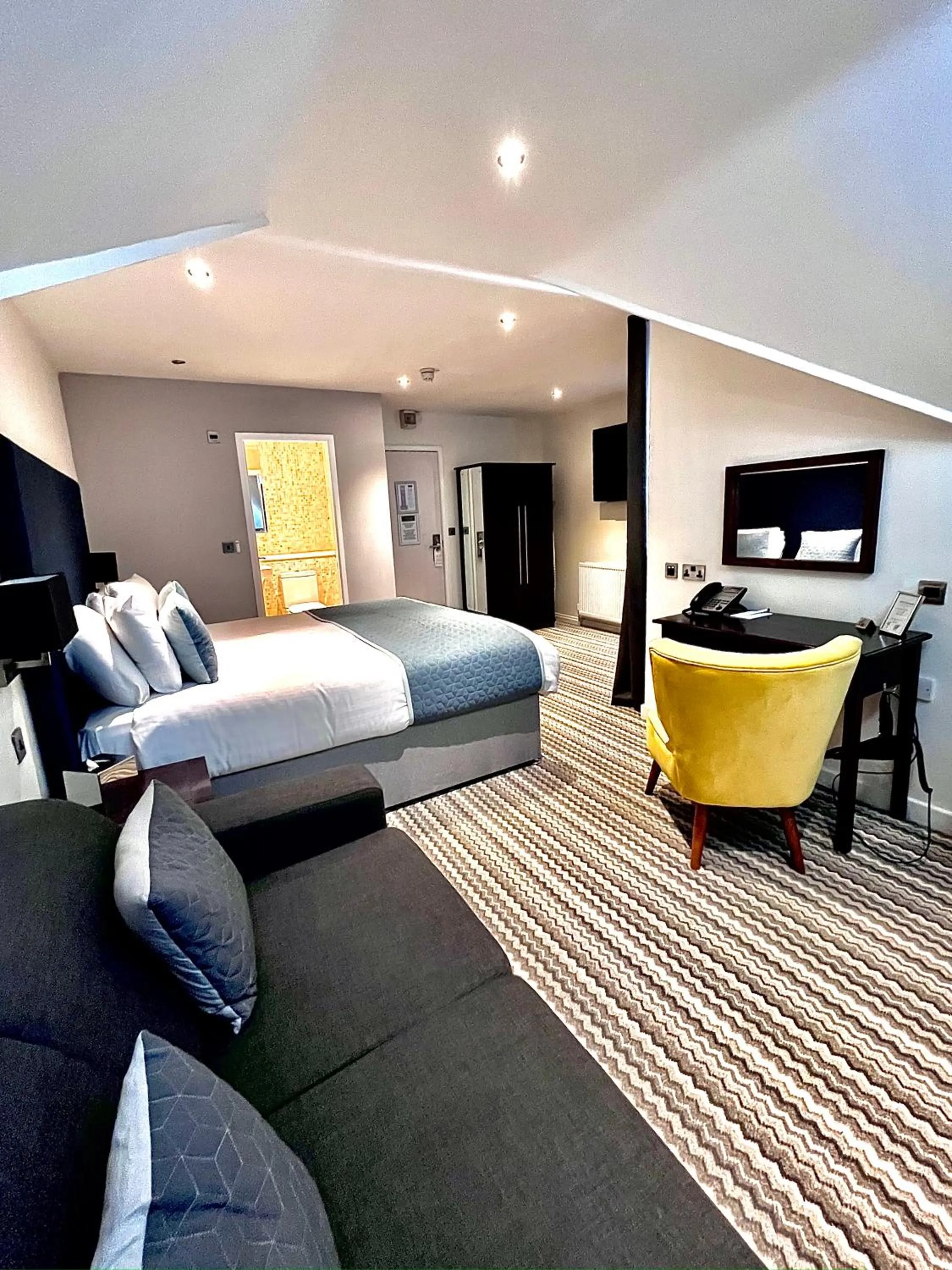 Sea view, Bed in Mode Hotel St Annes