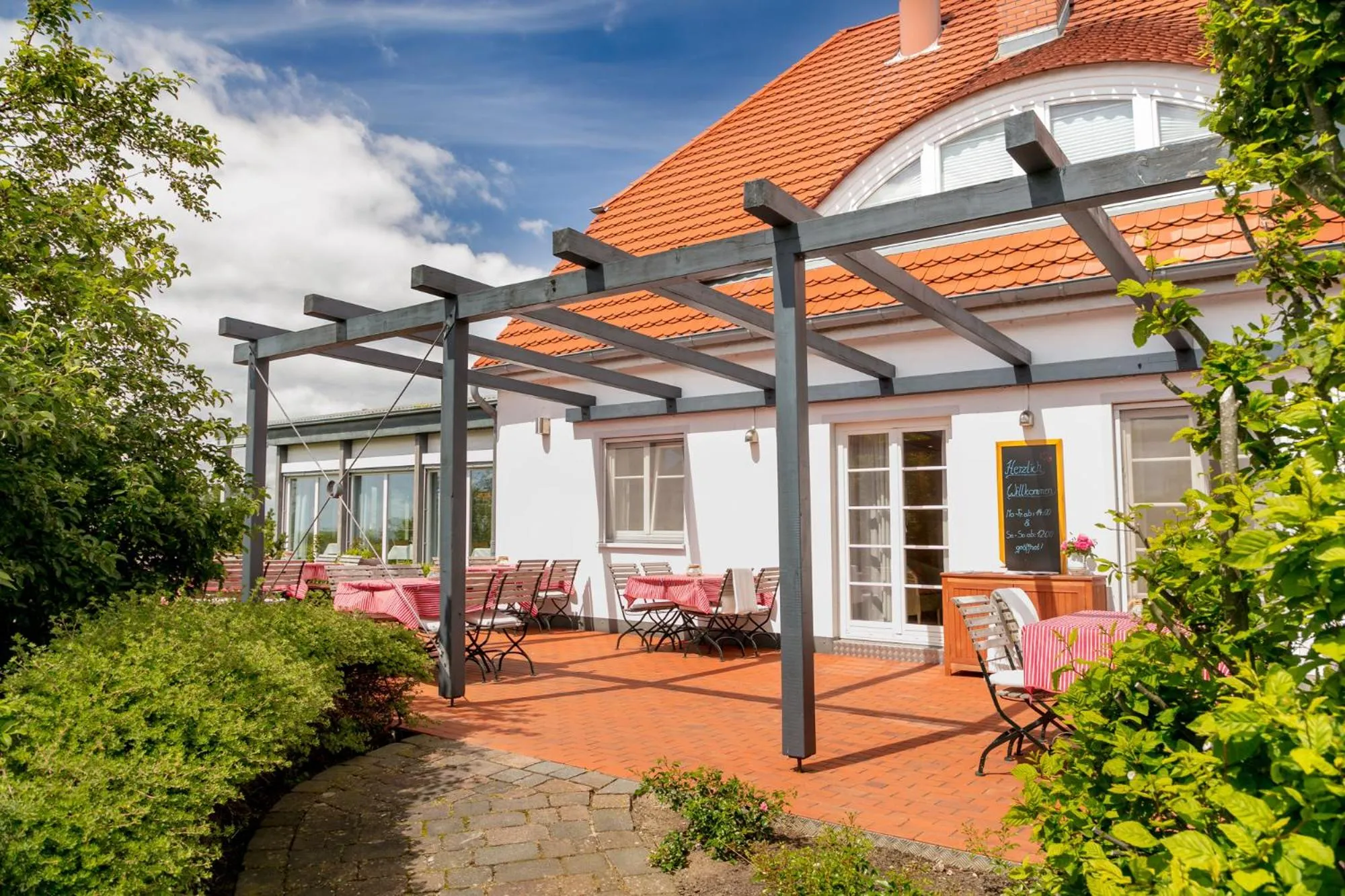 Restaurant/places to eat in H.W.S. Hotel Der Wilde Schwan