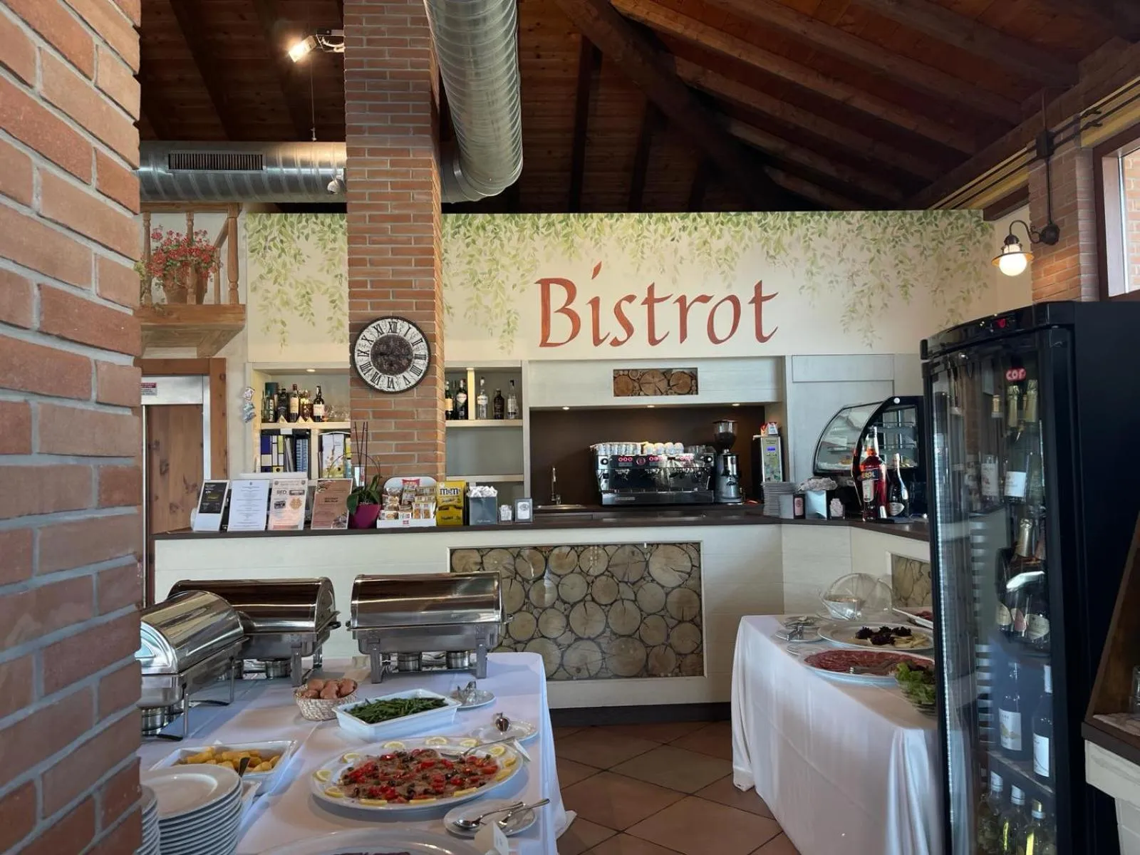 Restaurant/places to eat in Agriturismo La Camilla