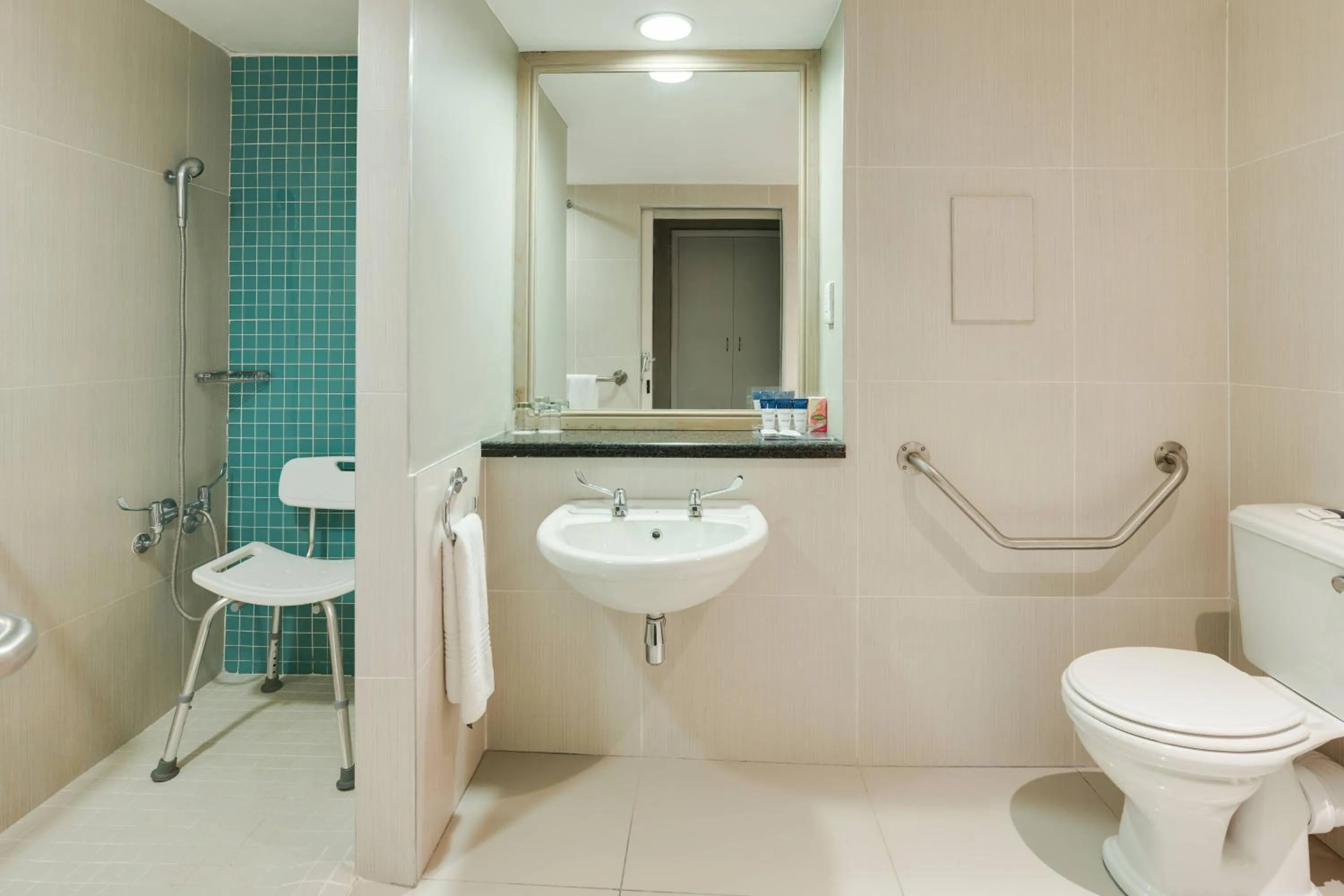 Bathroom in Protea Hotel by Marriott Karridene Beach