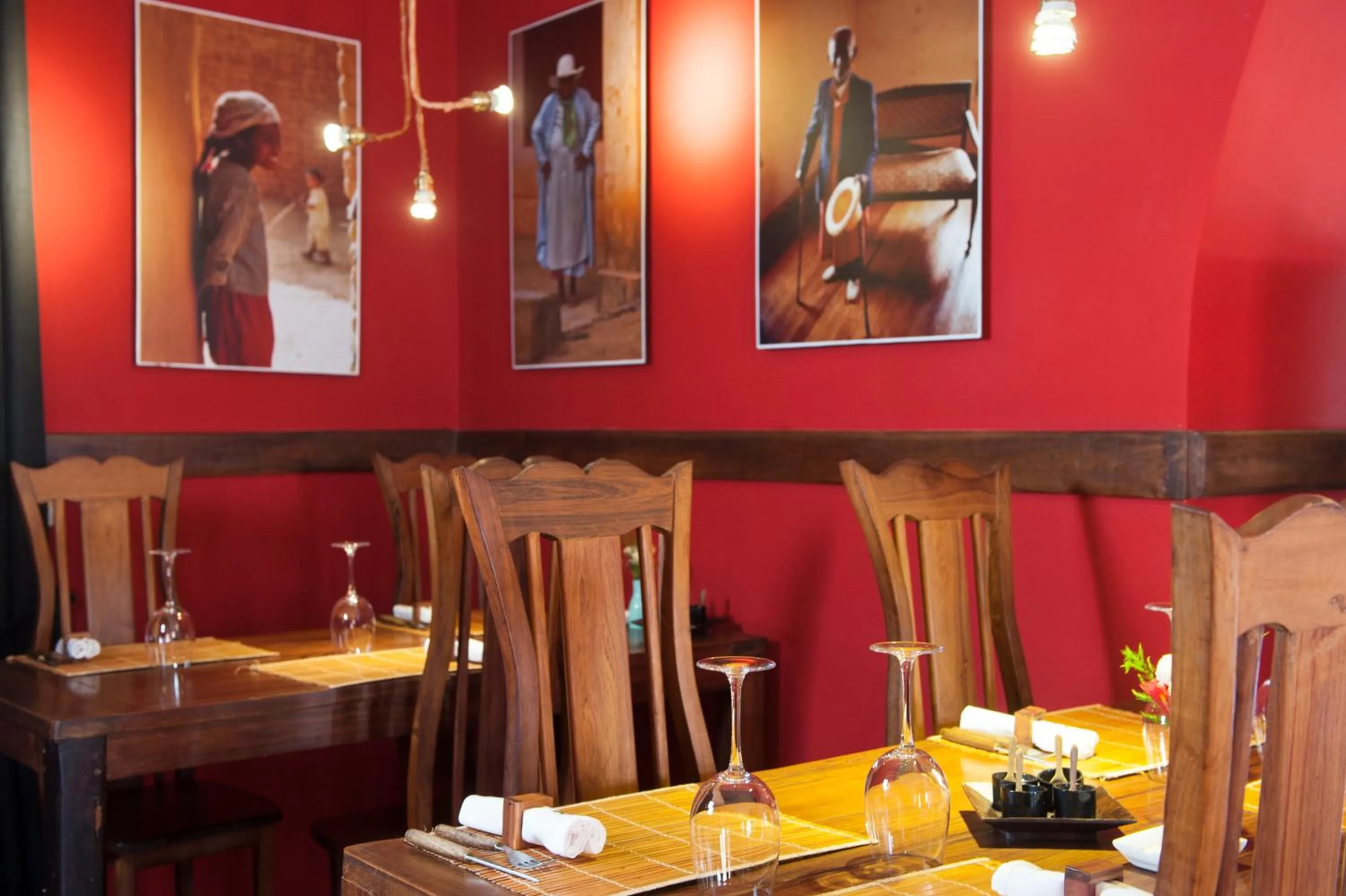 Restaurant/places to eat in Les 3 Métis