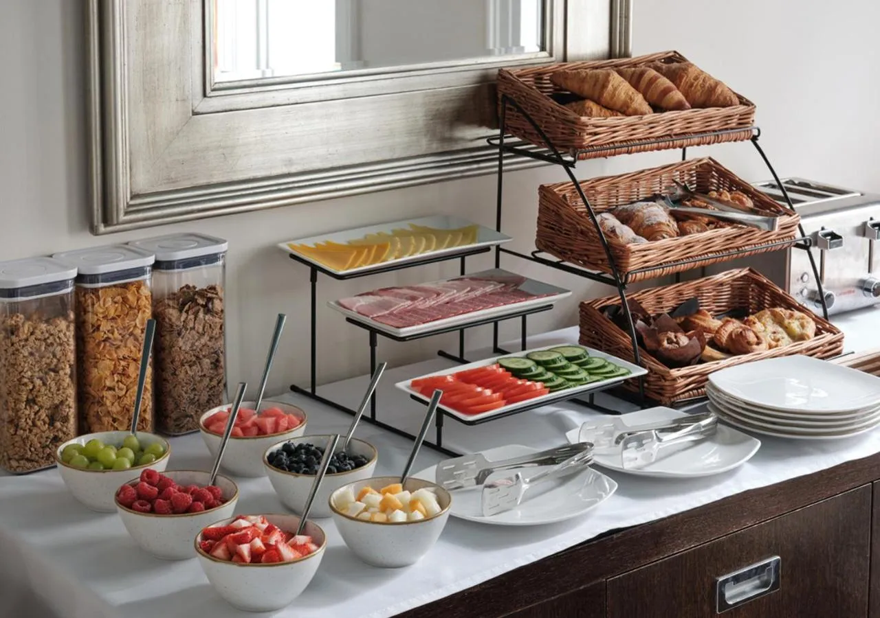 Continental breakfast in Montagu Place Hotel
