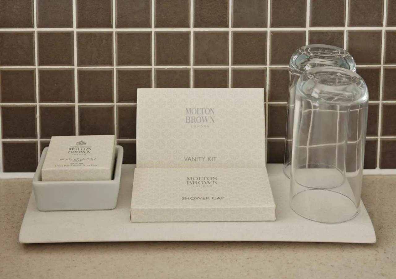 Bathroom in Montagu Place Hotel