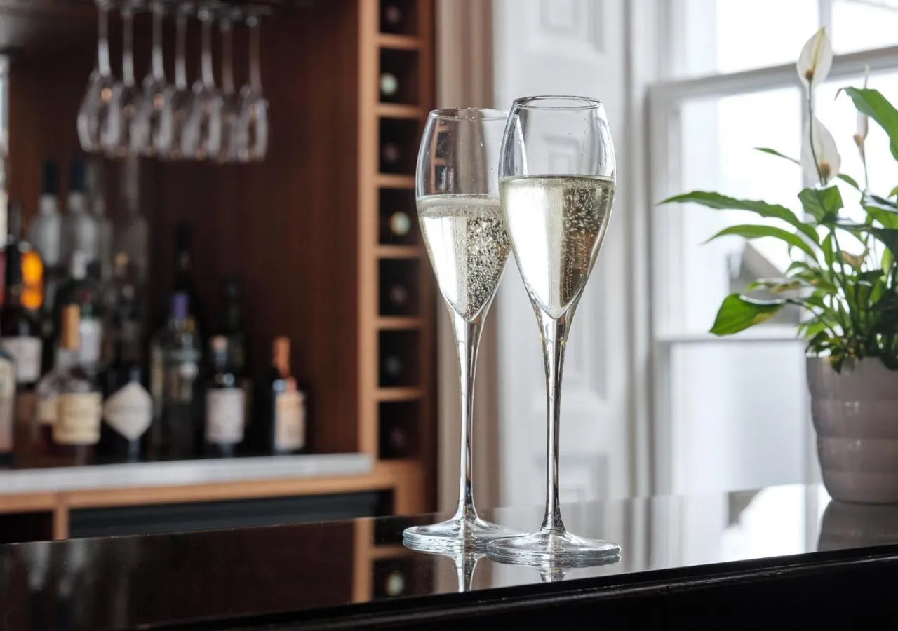 Lounge or bar in Montagu Place Hotel