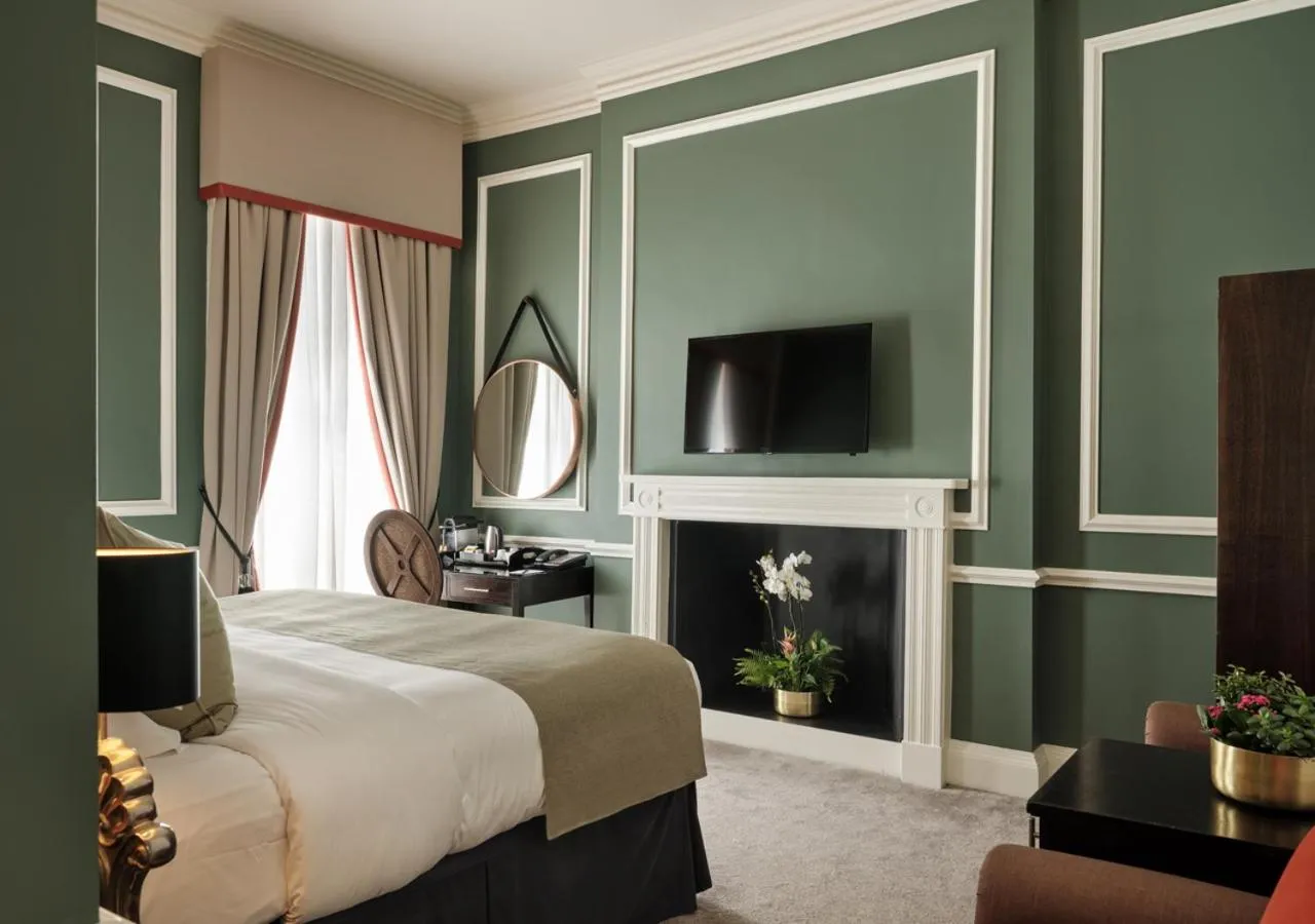 Bedroom, Bed in Montagu Place Hotel