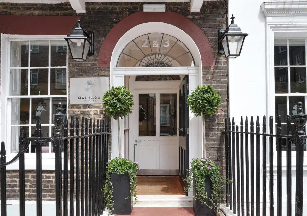 Facade/entrance in Montagu Place Hotel Facade/entrance in Montagu Place Hotel