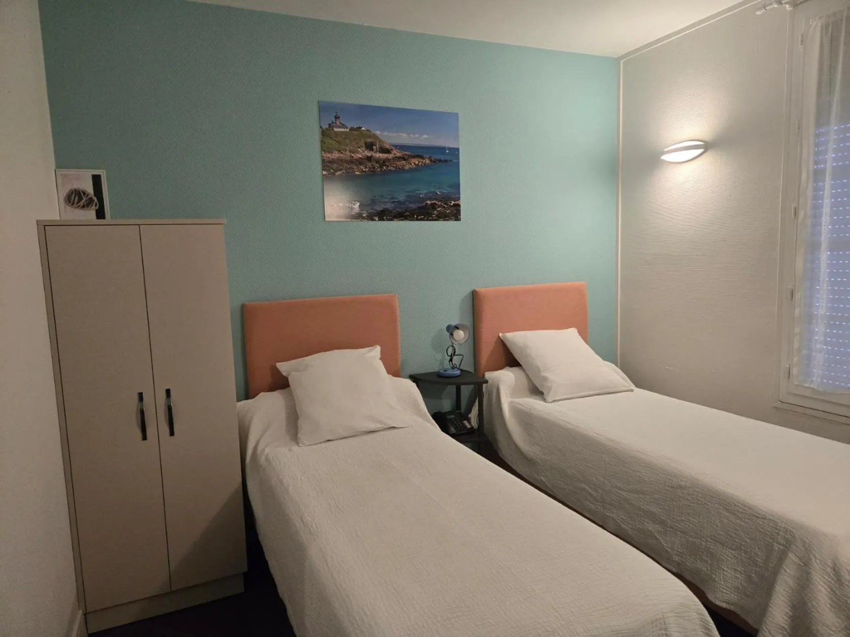 Double or Twin Room - single occupancy in Hotel le Saint Germain