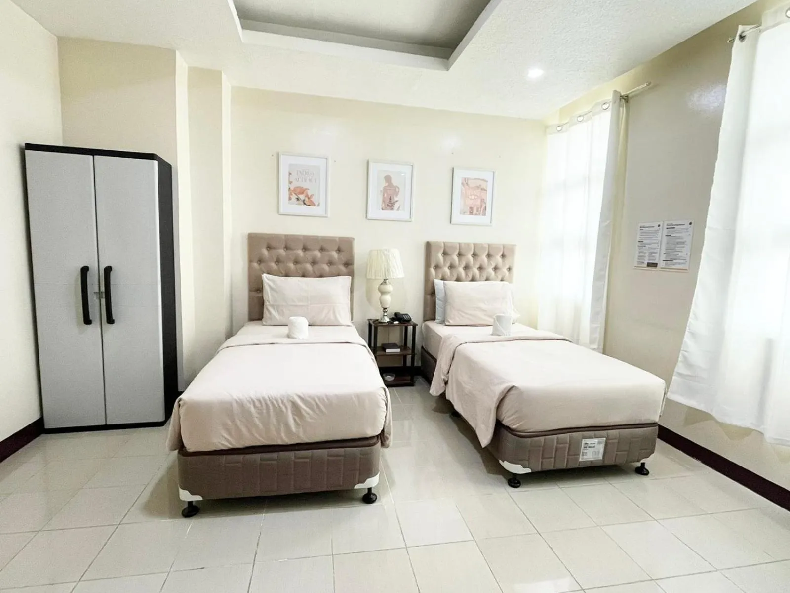 Bed in B&J Guesthouse and Tours