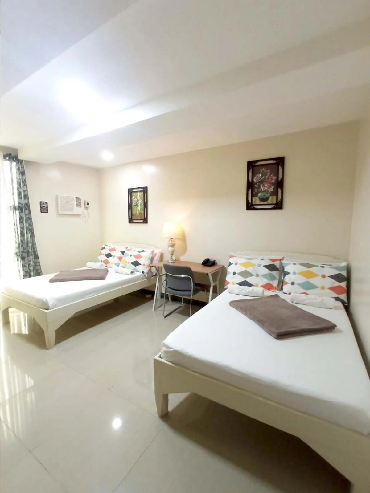 Bed in B&J Guesthouse and Tours