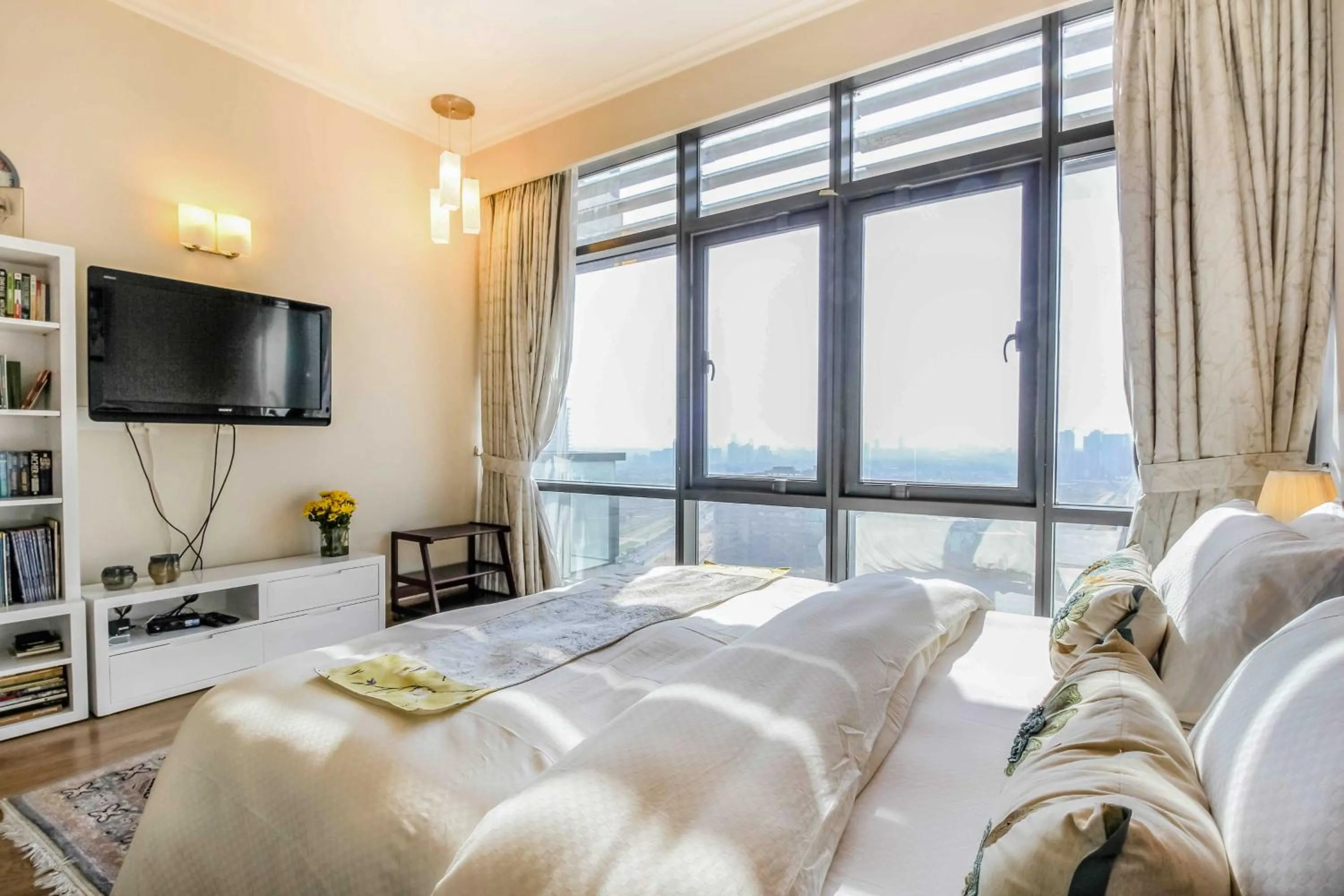4BHK serviced apartment near Golf Course Road Gurgaon