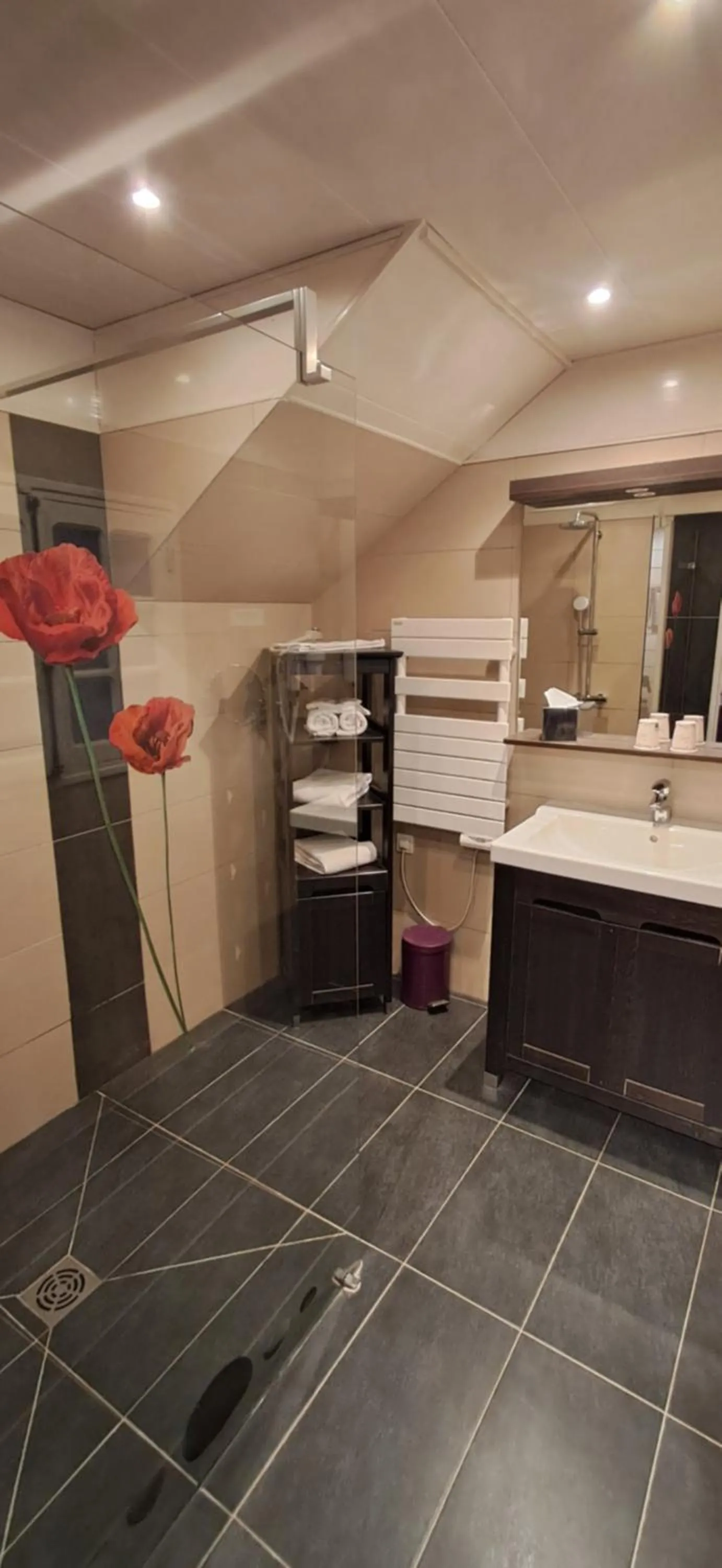 Logis Hôtel Le Bussy