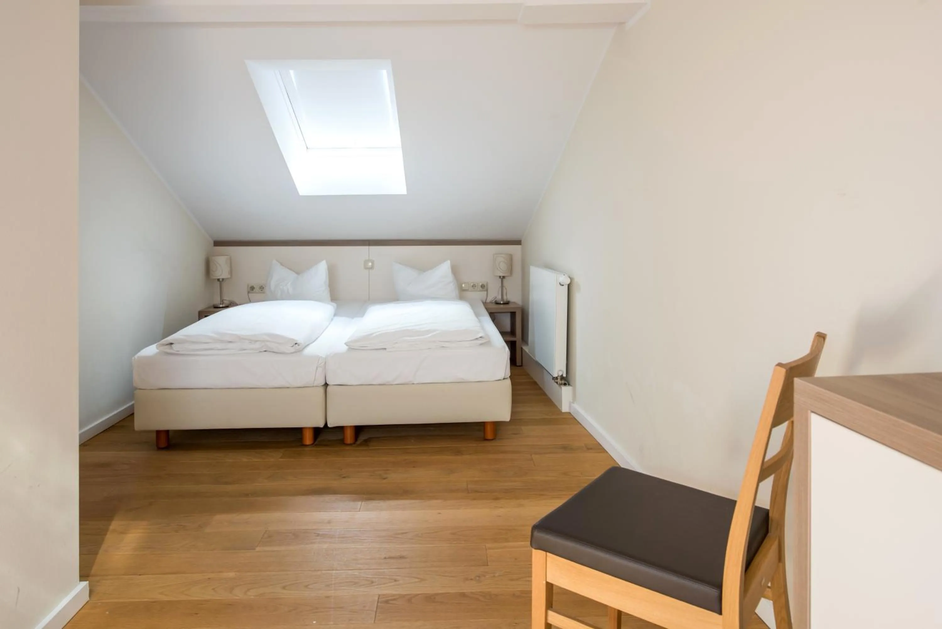 Bedroom, Bed in Hotel am Goethehaus