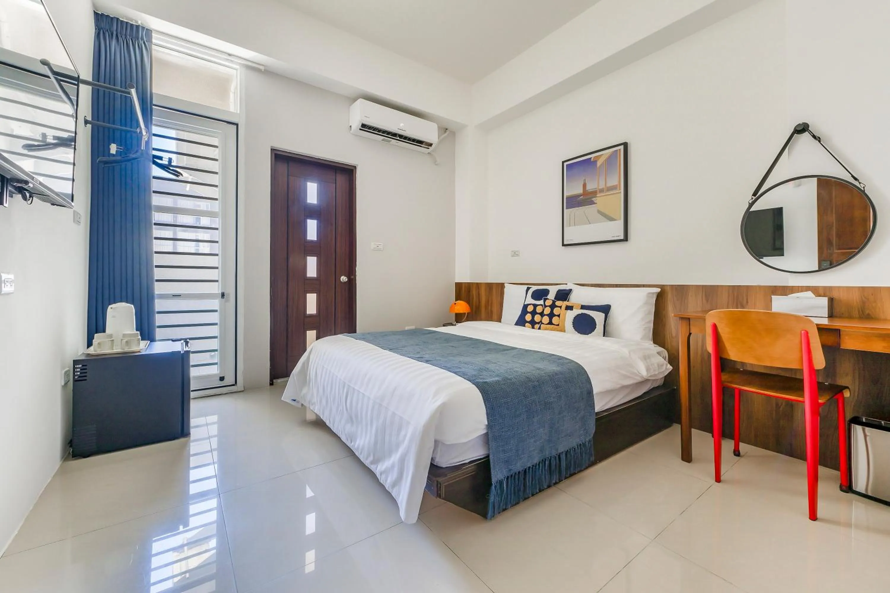 Bed in Oriental Blue Inn