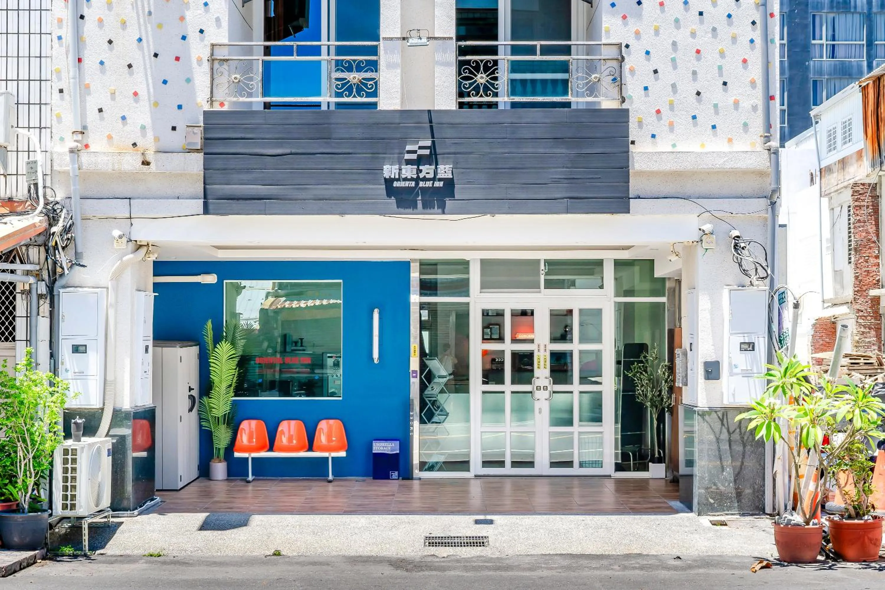 Property building in Oriental Blue Inn