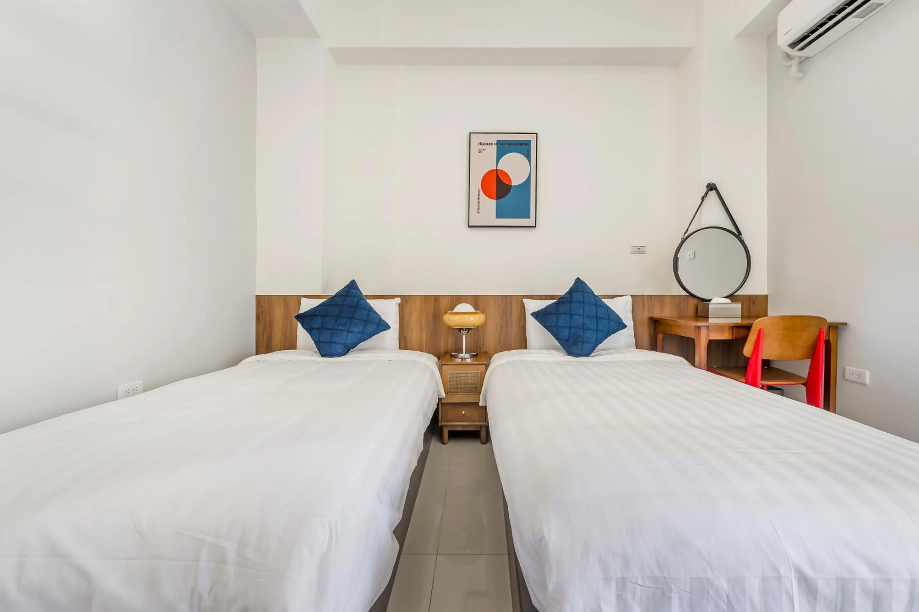 Bed in Oriental Blue Inn