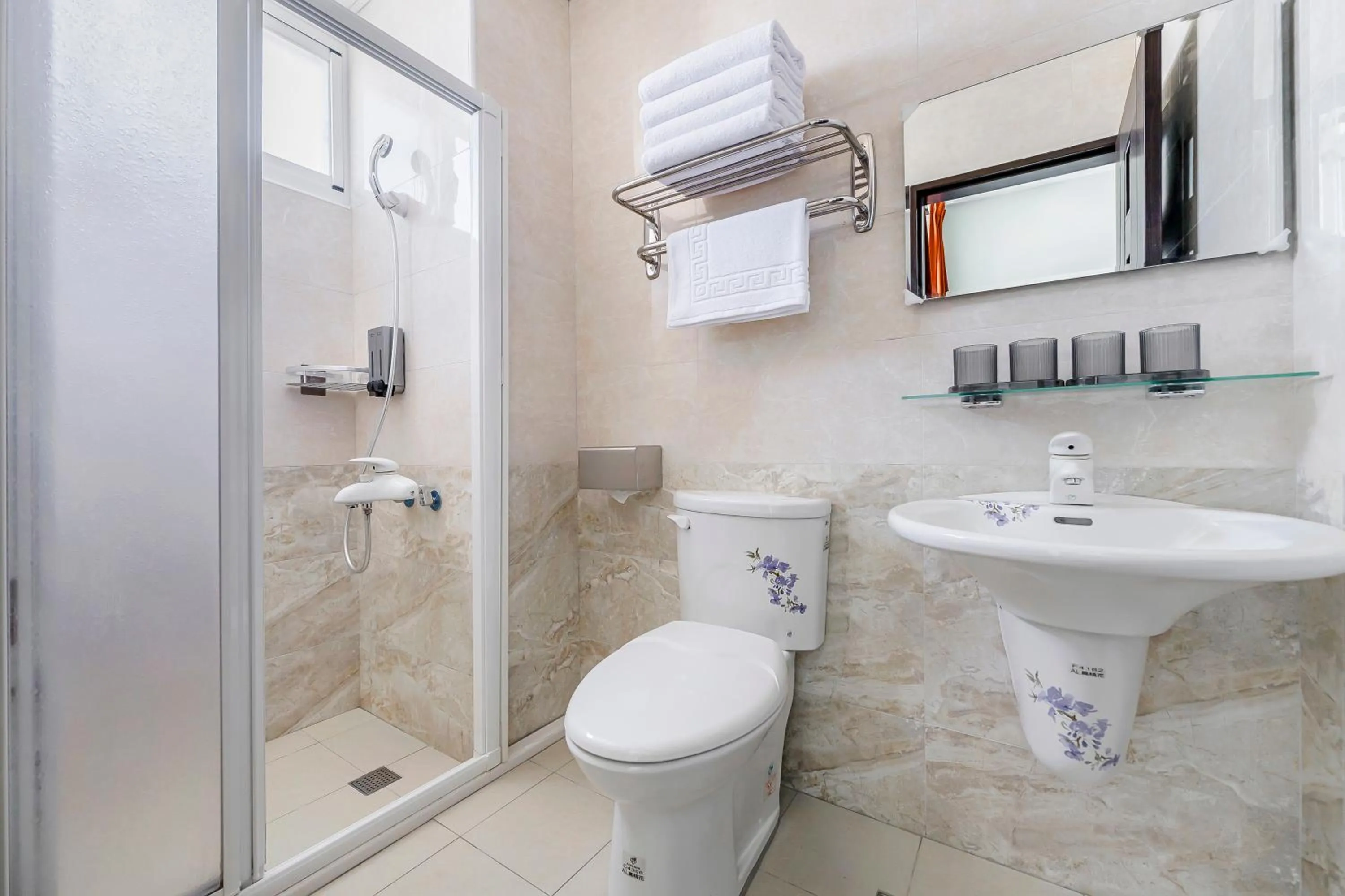 Shower in Oriental Blue Inn