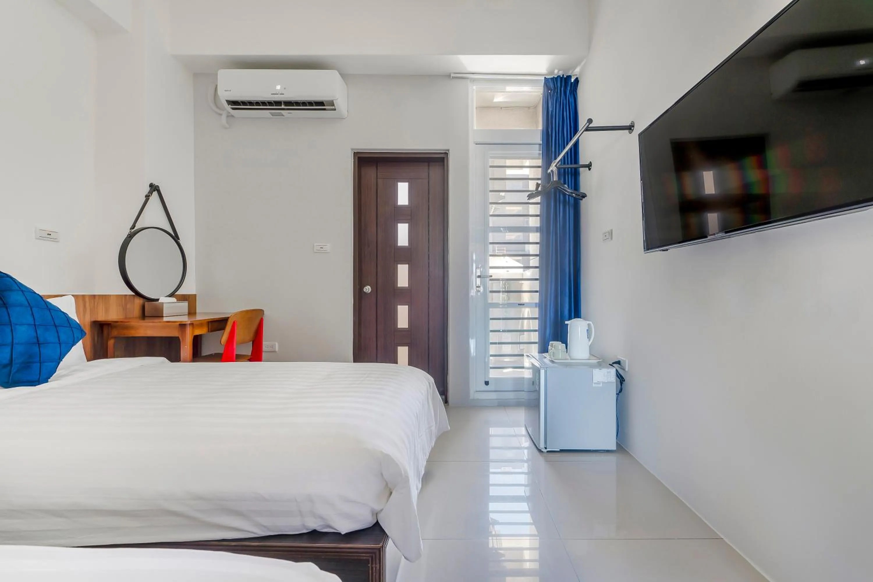 Bed in Oriental Blue Inn