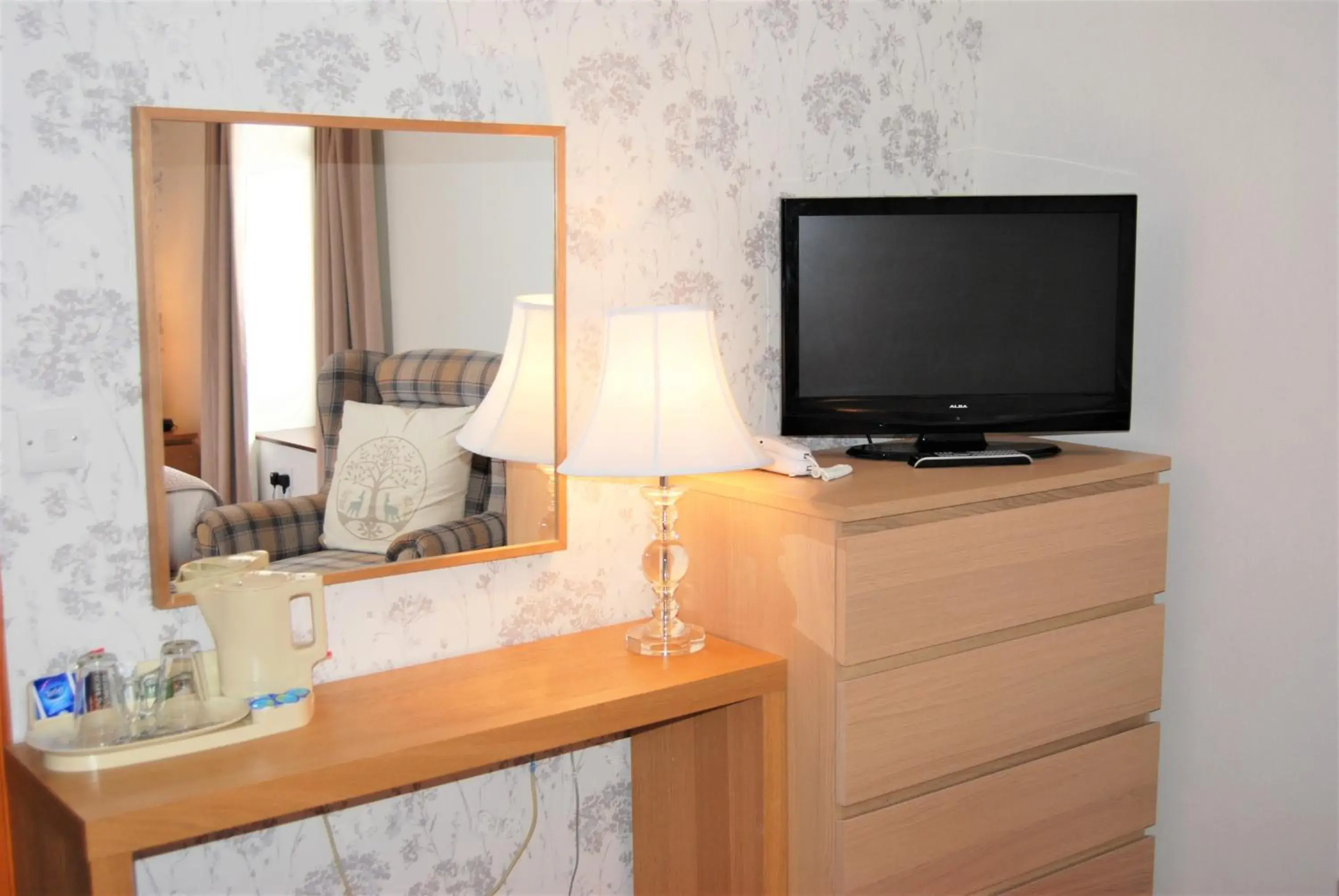 Twin Room - Ground Floor in Kingswood Hotel Twin Room - Ground Floor in Kingswood Hotel