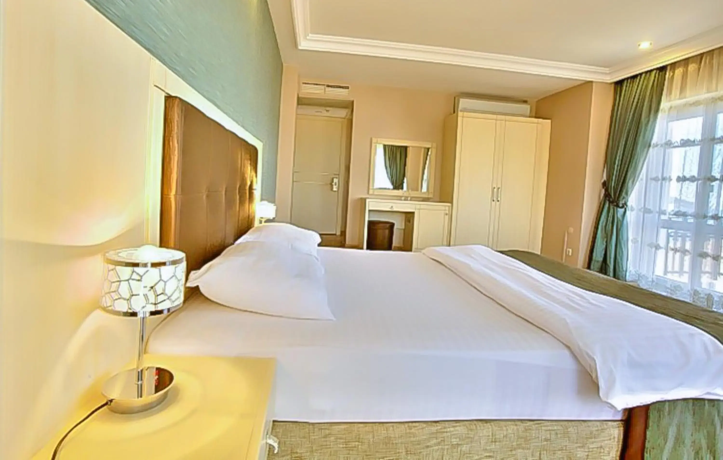 Deluxe Double Room in Buyukada Princess Hotel Deluxe Double Room in Buyukada Princess Hotel